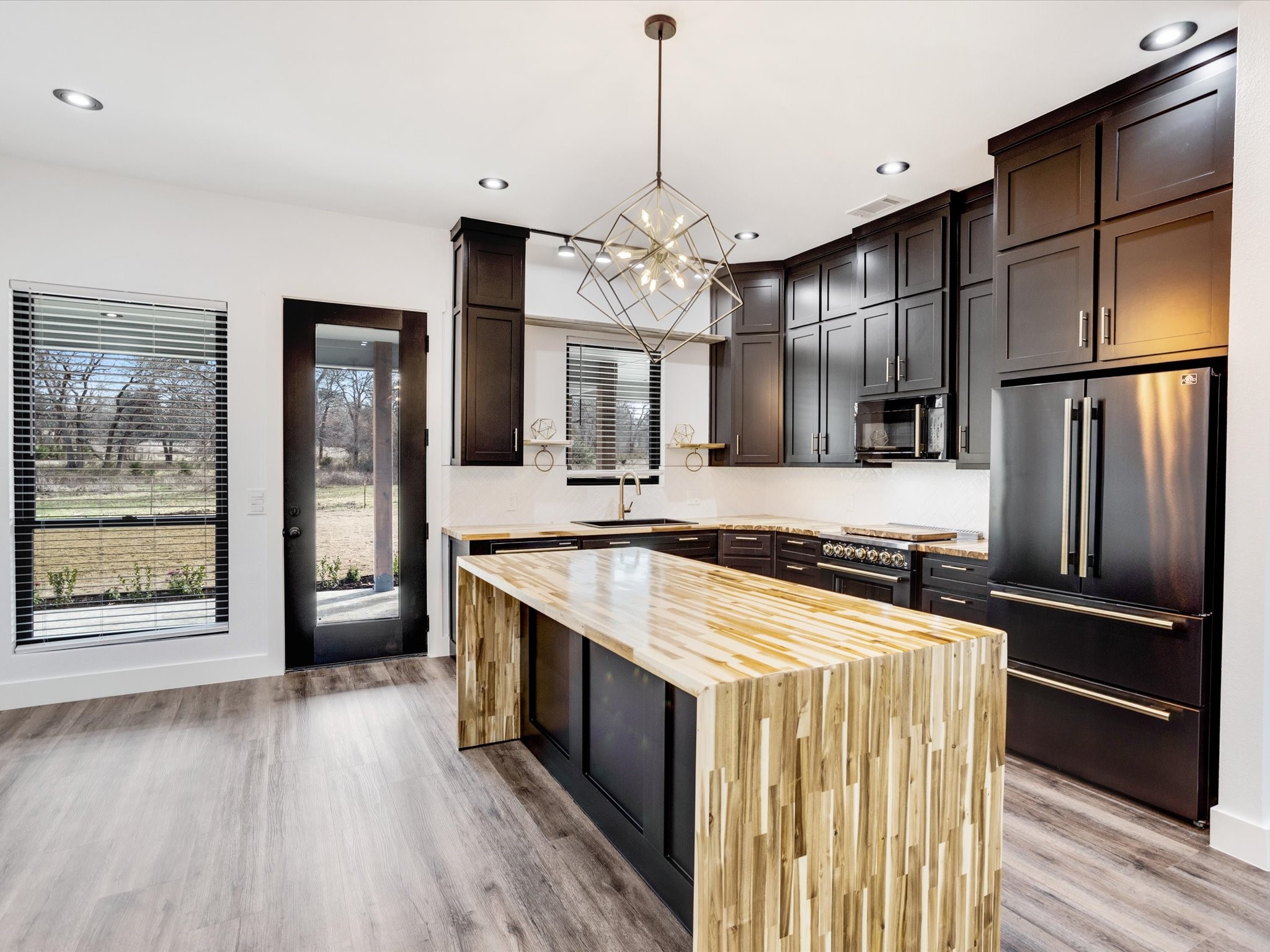 510 W Bells Boulevard Bells TX 75414