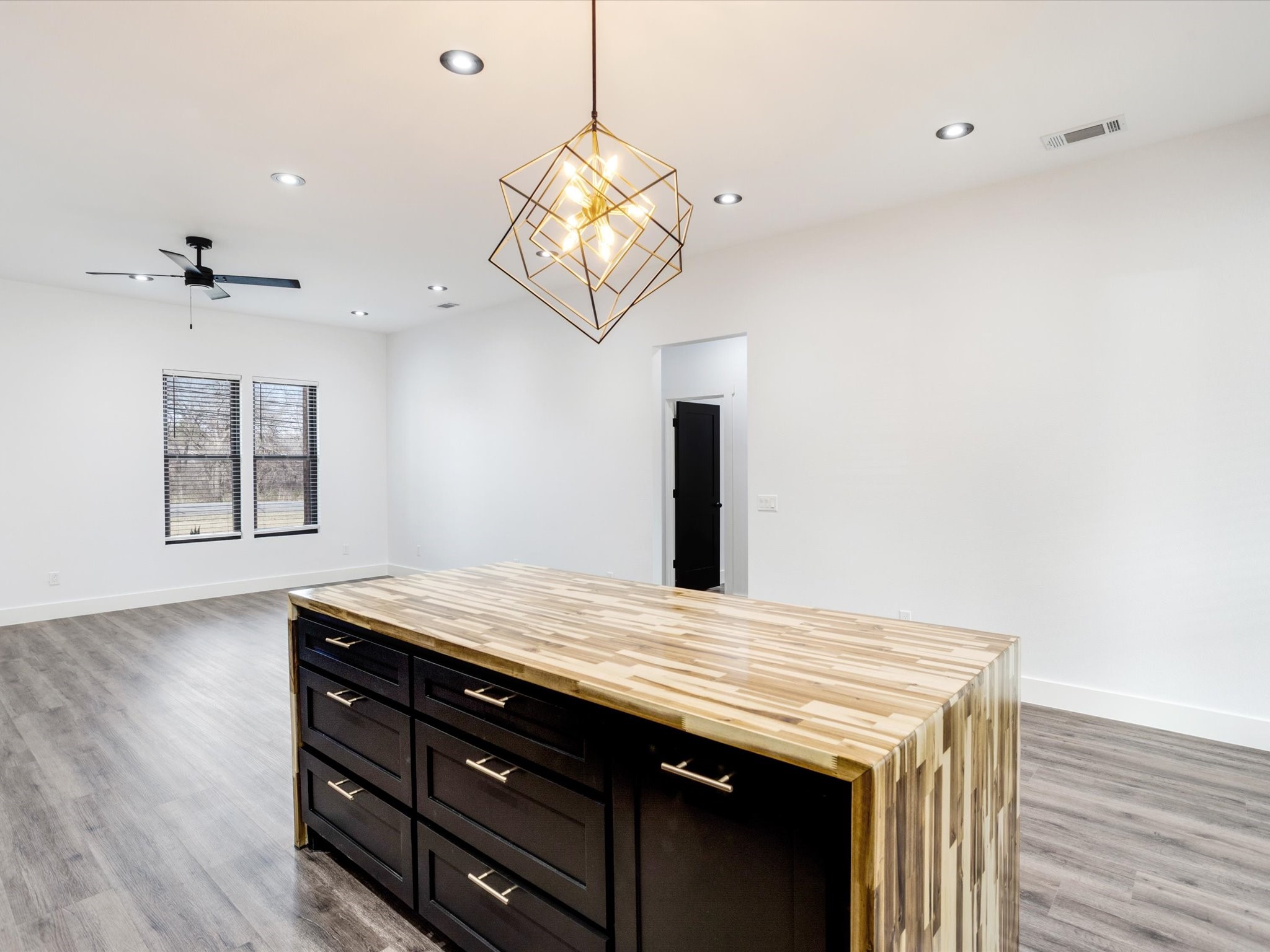510 W Bells Boulevard Bells TX 75414