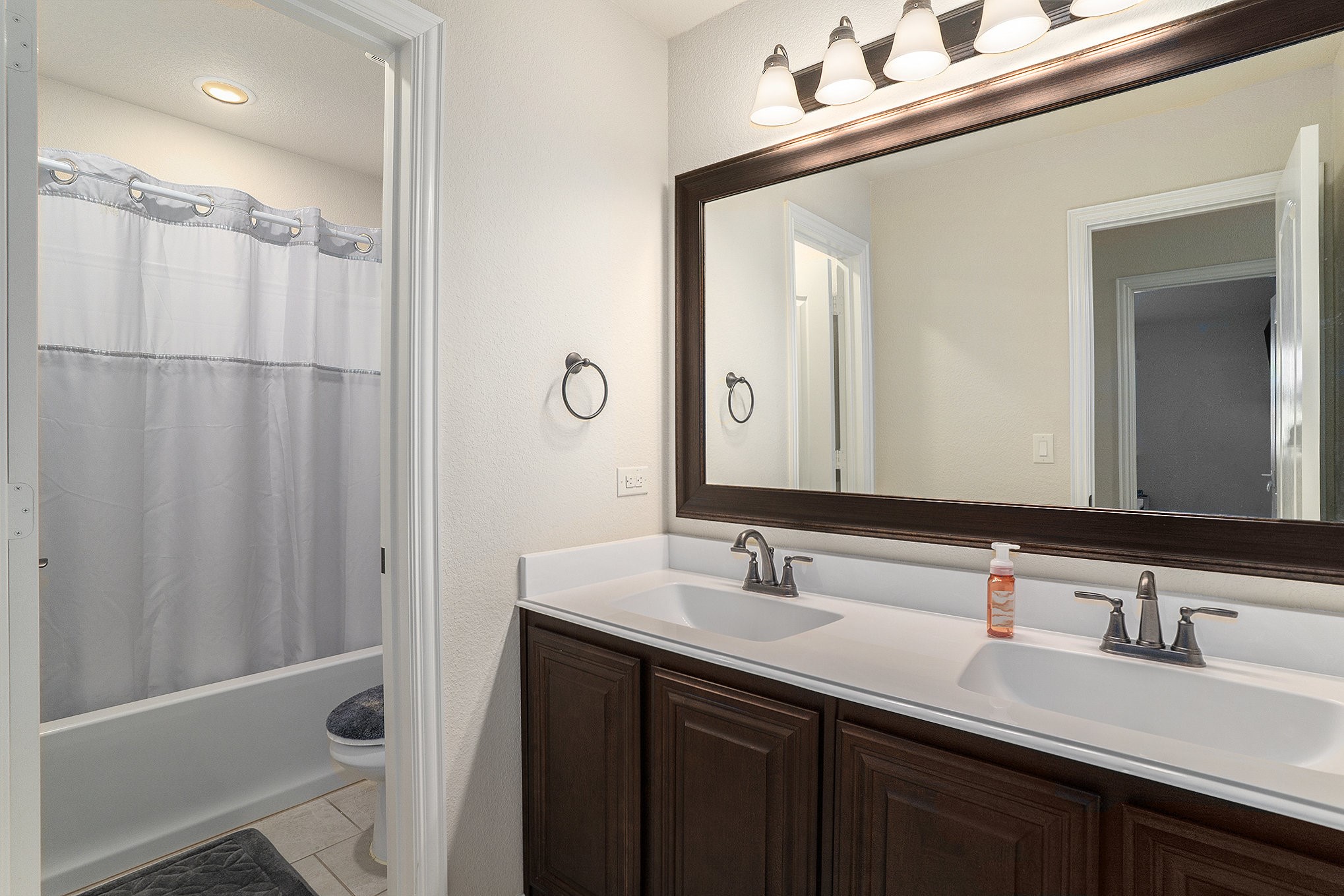 1076 Imperial Eagle Road Alvarado TX 76009