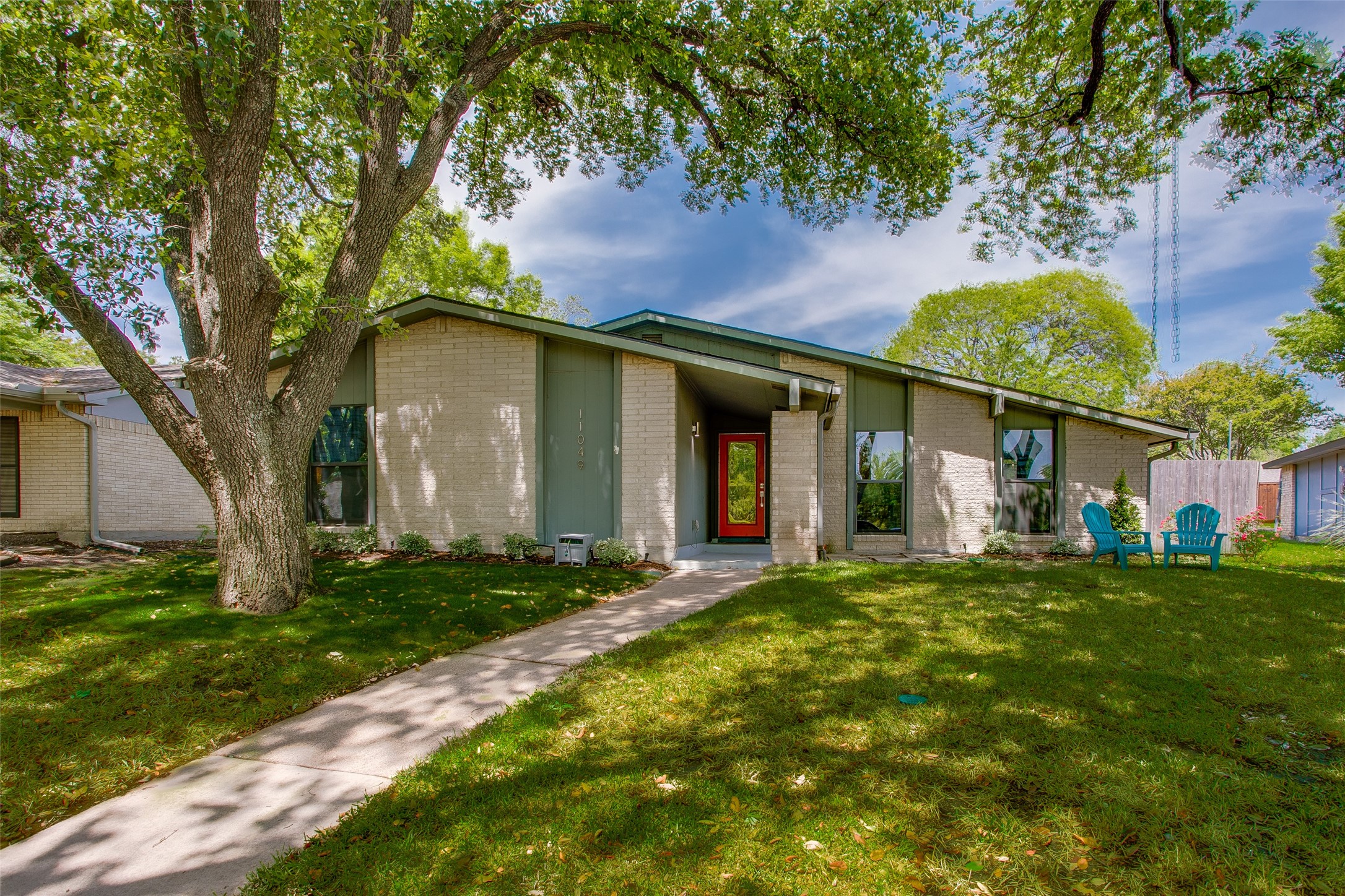 11049 Fern Hollow Drive Dallas TX 75238