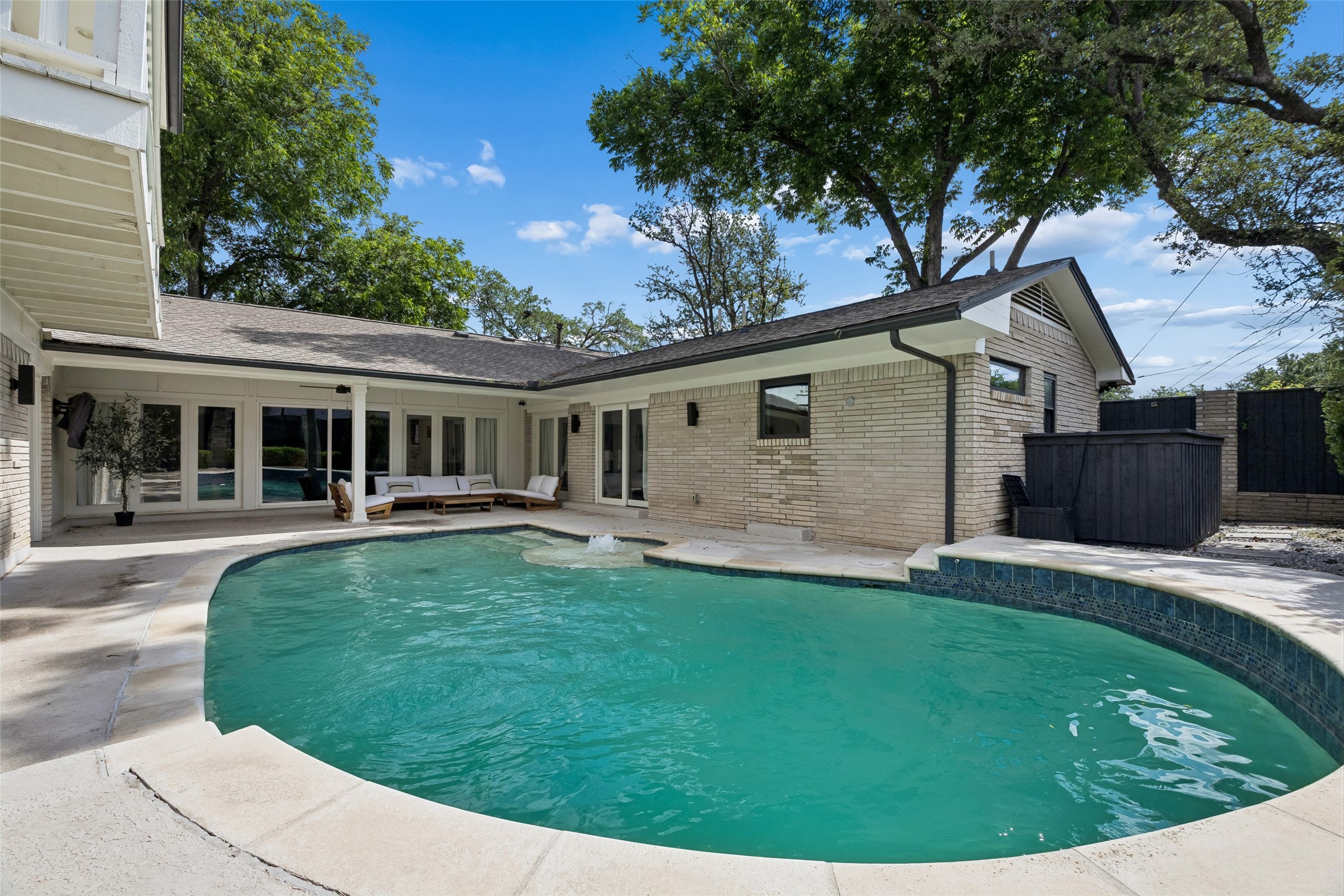 6214 Danbury Lane Dallas TX 75214