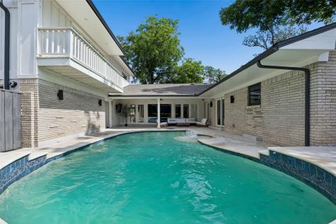 6214 Danbury Lane Dallas TX 75214
