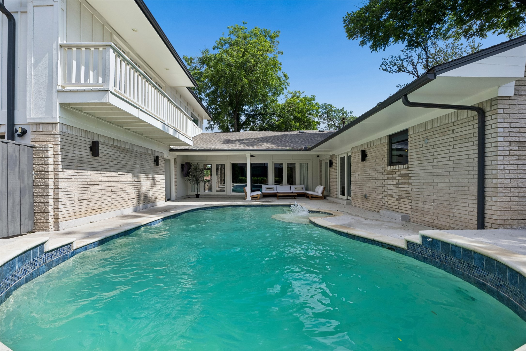6214 Danbury Lane Dallas TX 75214