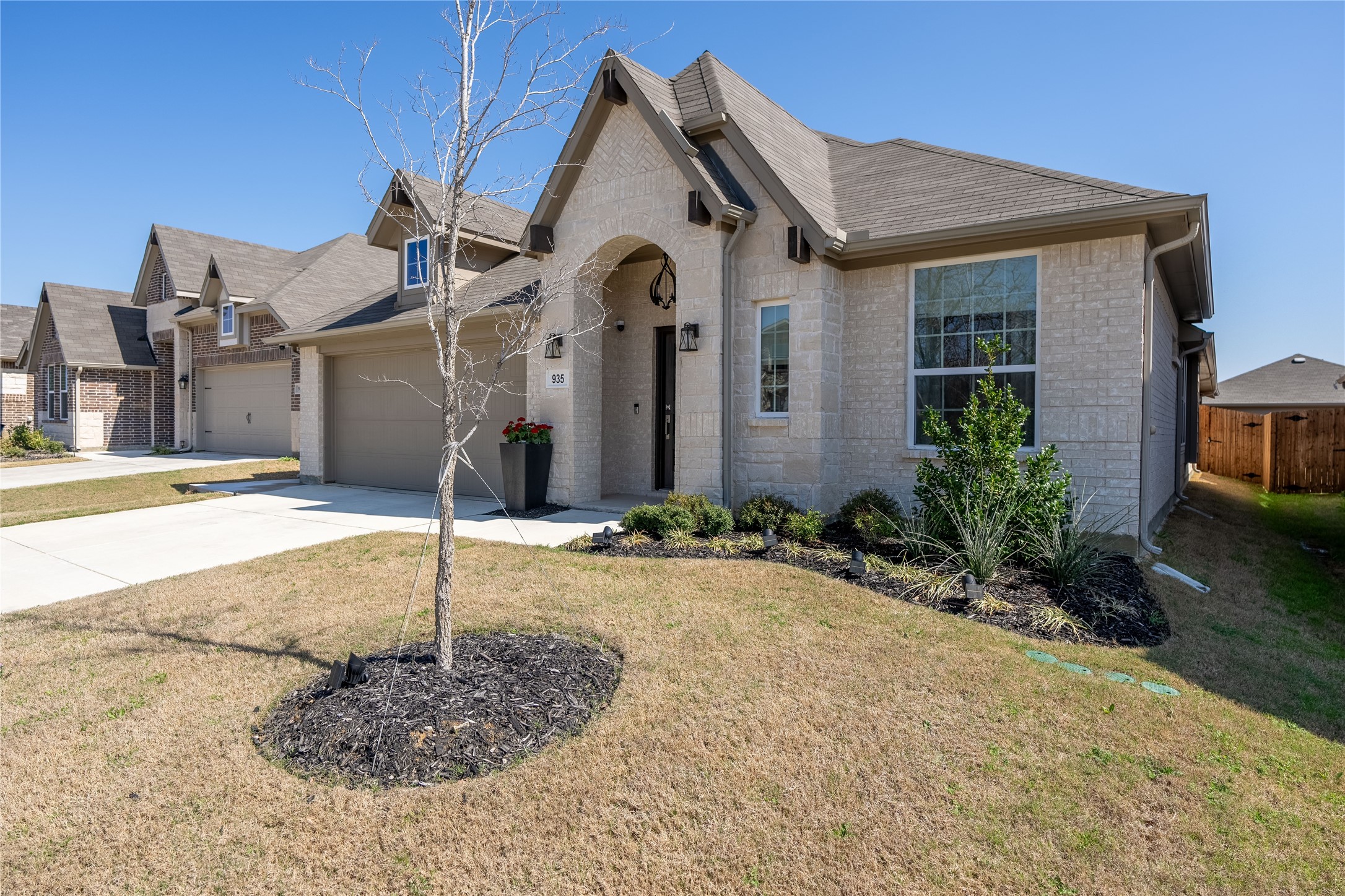 935 Crockett Street Aubrey TX 76227