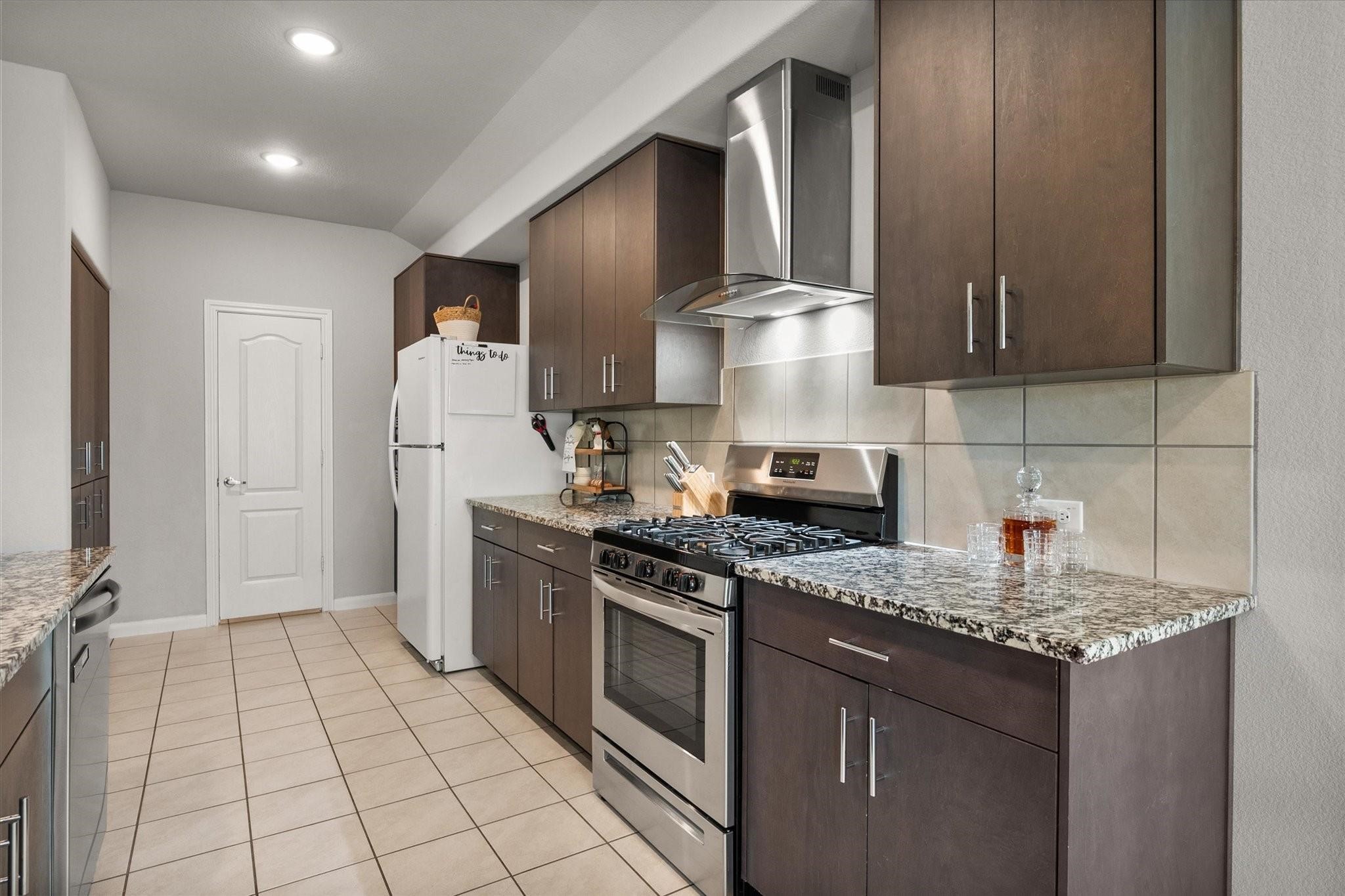1100 Nighthawk Trail Alvarado TX 76009