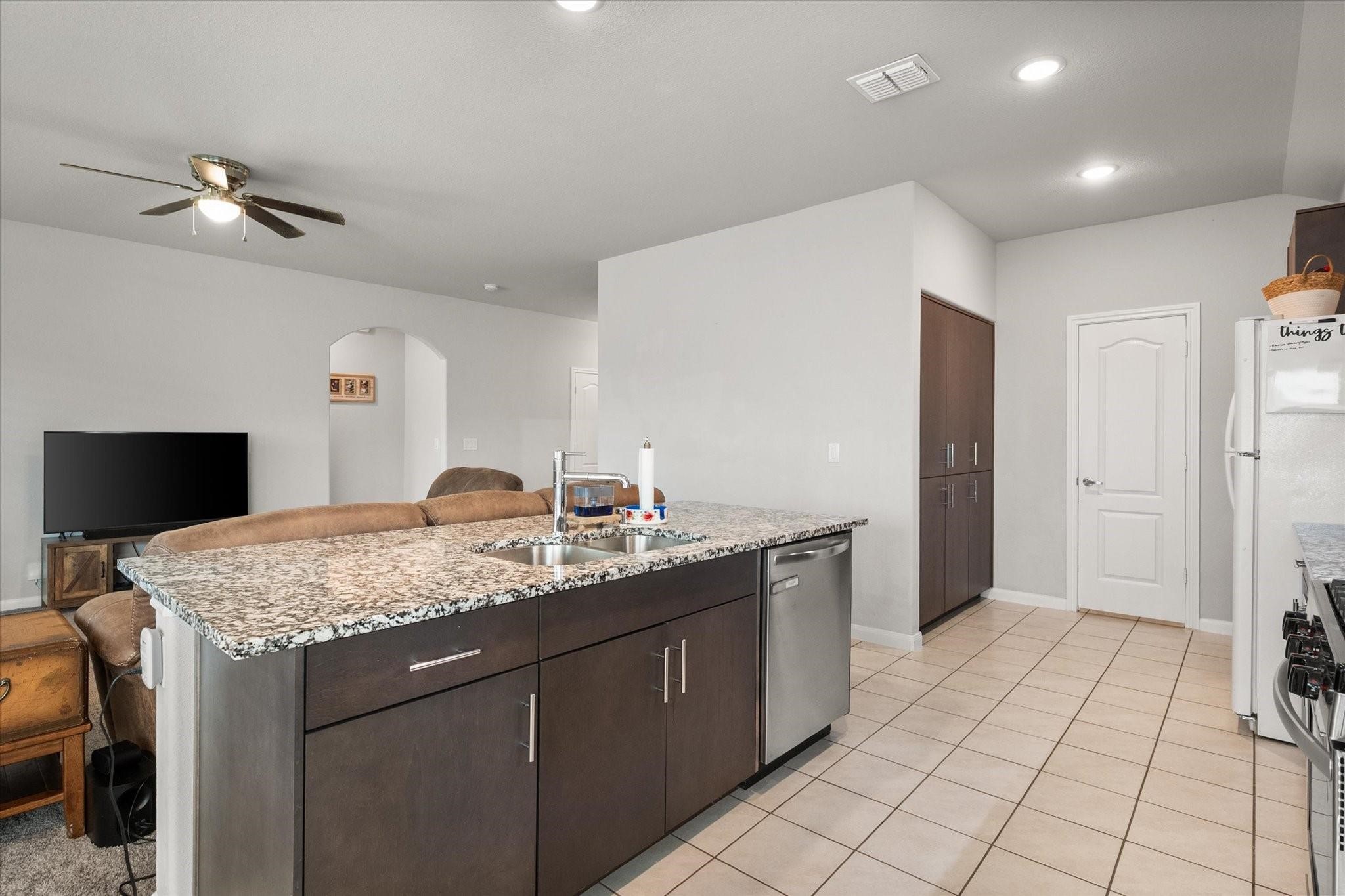 1100 Nighthawk Trail Alvarado TX 76009