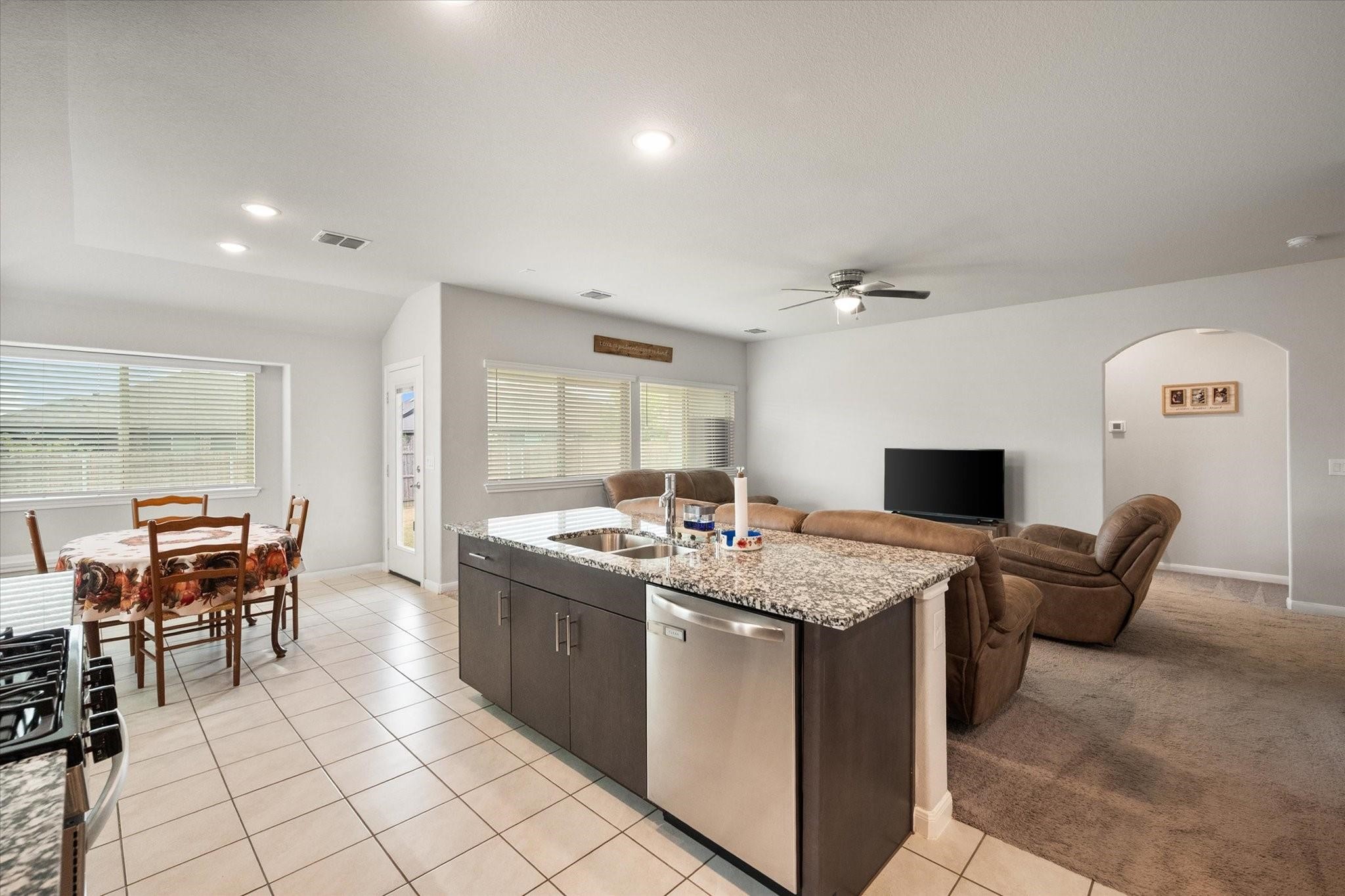 1100 Nighthawk Trail Alvarado TX 76009