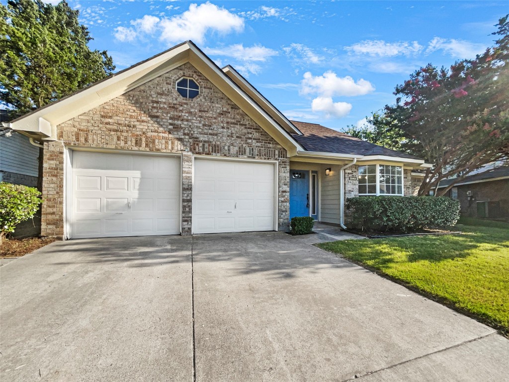 2849 Sommerset Drive Grand Prairie TX 75052