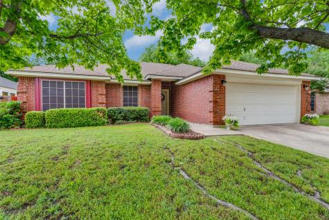 721 Sawyer Drive Saginaw TX 76179