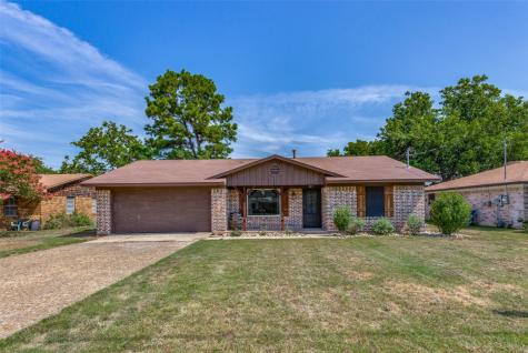 209 Glory Street Aubrey TX 76227