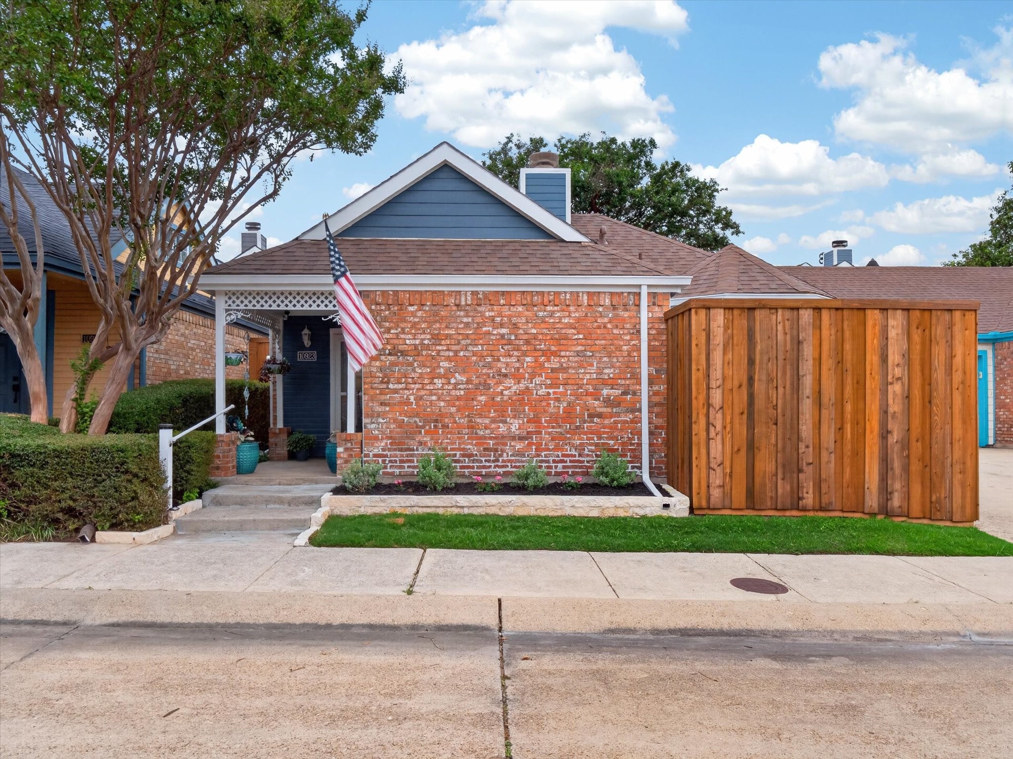 10923 Gable Circle Dallas TX 75229