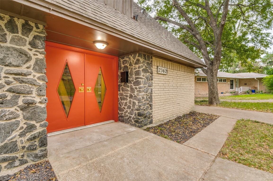 2362 Southwood Drive Dallas TX 75224