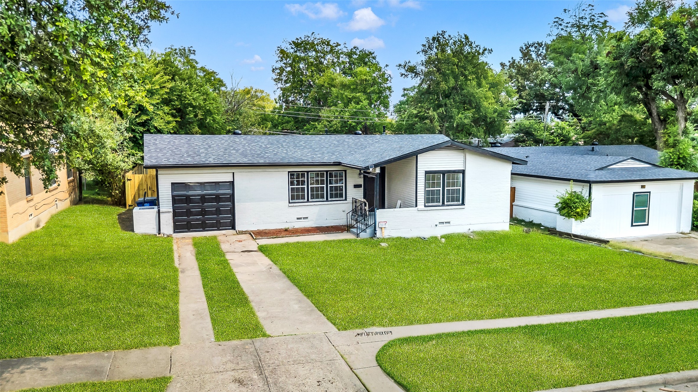 3916 Vanette Lane Dallas TX 75216