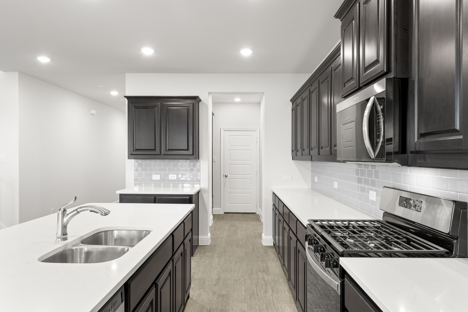 125 Meadow Road Balch Springs TX 75181