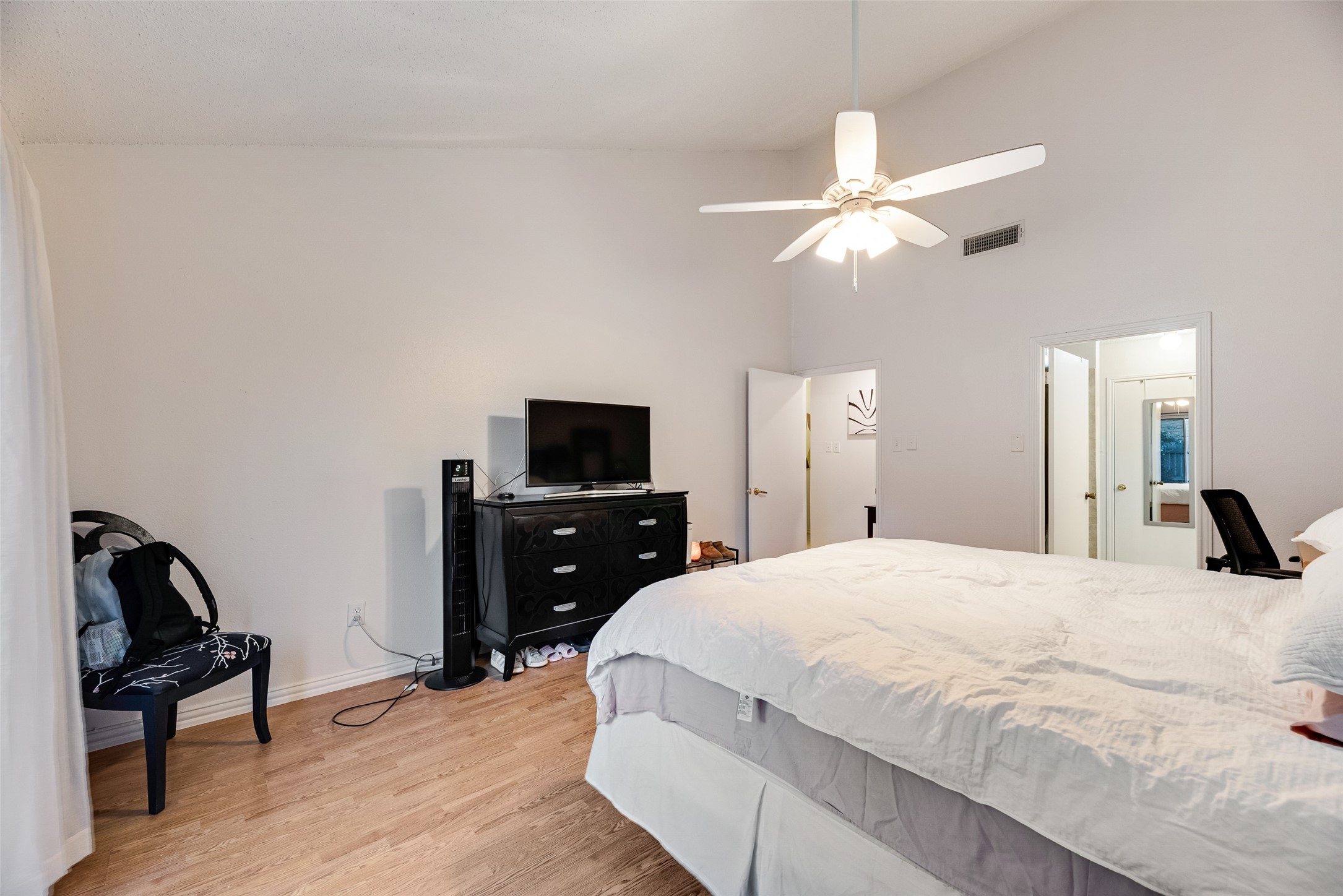 1801 Woodview Court Grand Prairie TX 75050