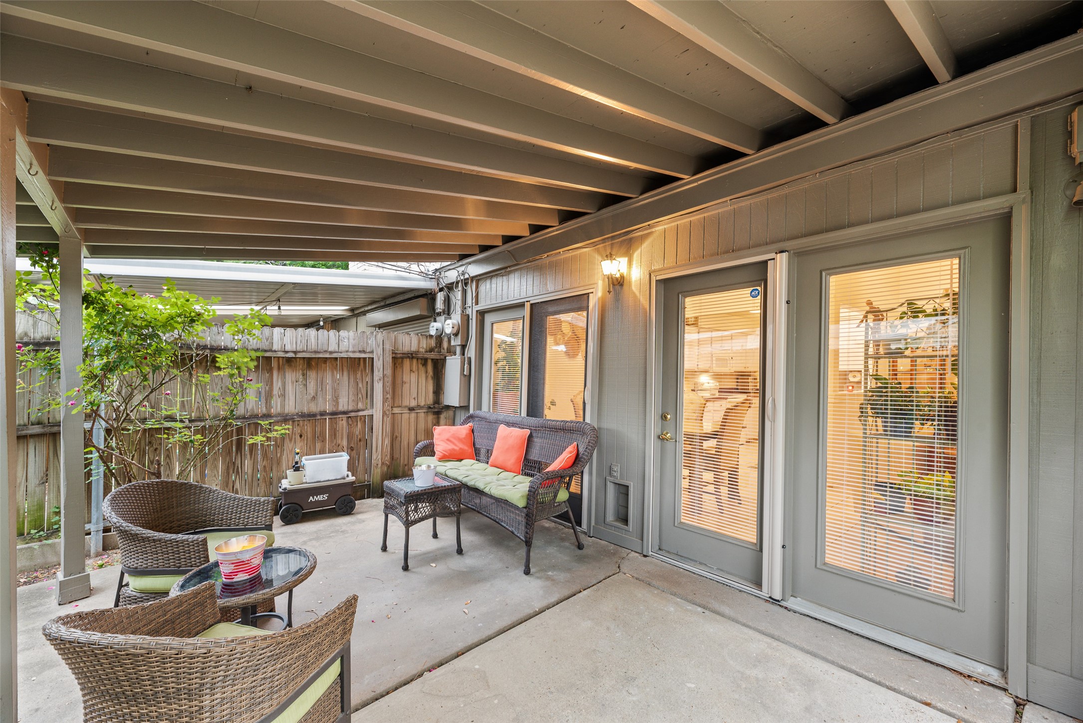 1801 Woodview Court Grand Prairie TX 75050