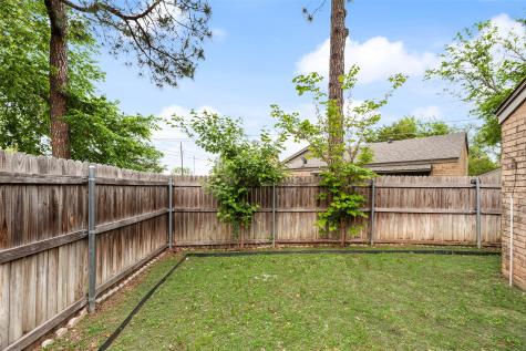 1801 Woodview Court Grand Prairie TX 75050