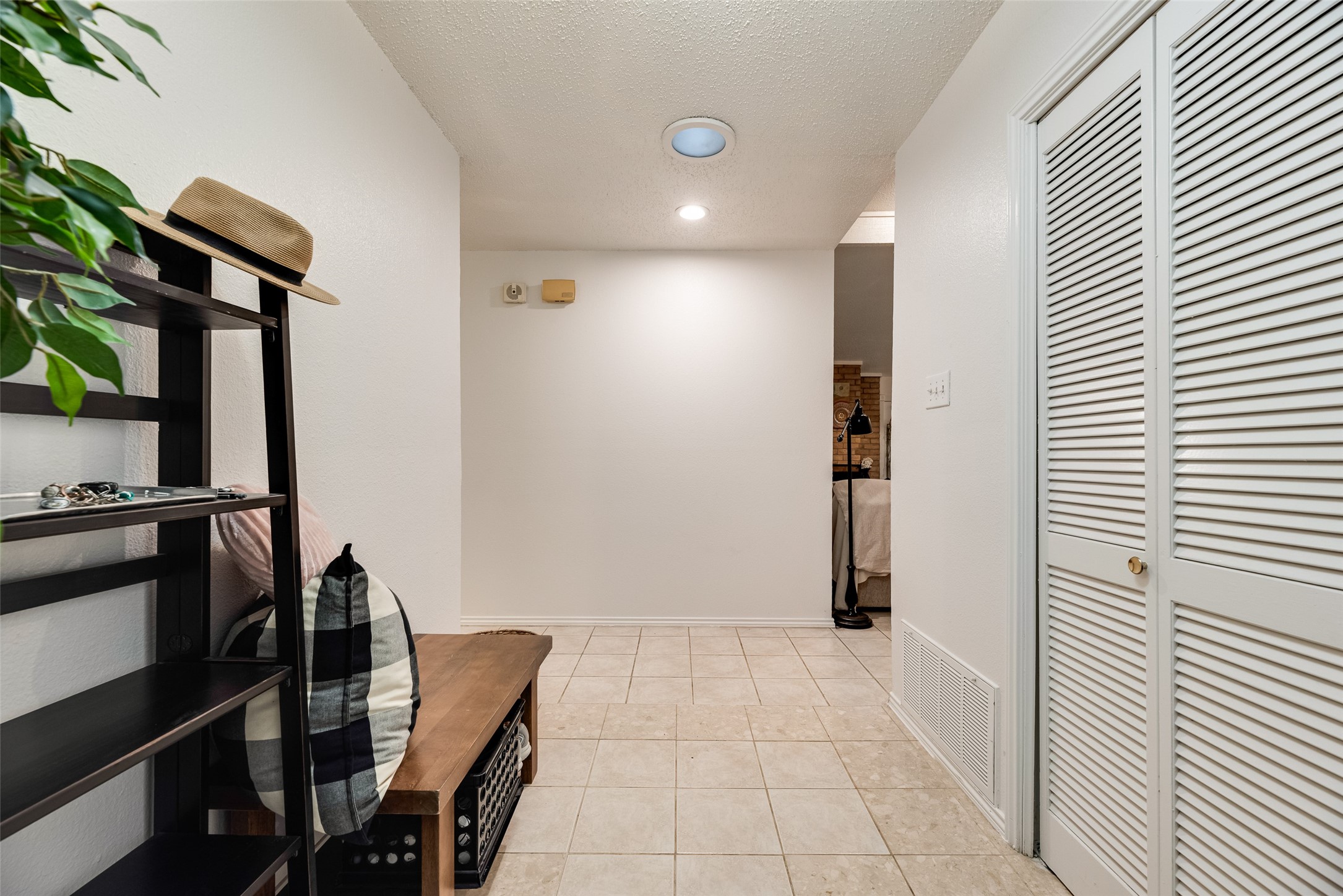 1801 Woodview Court Grand Prairie TX 75050