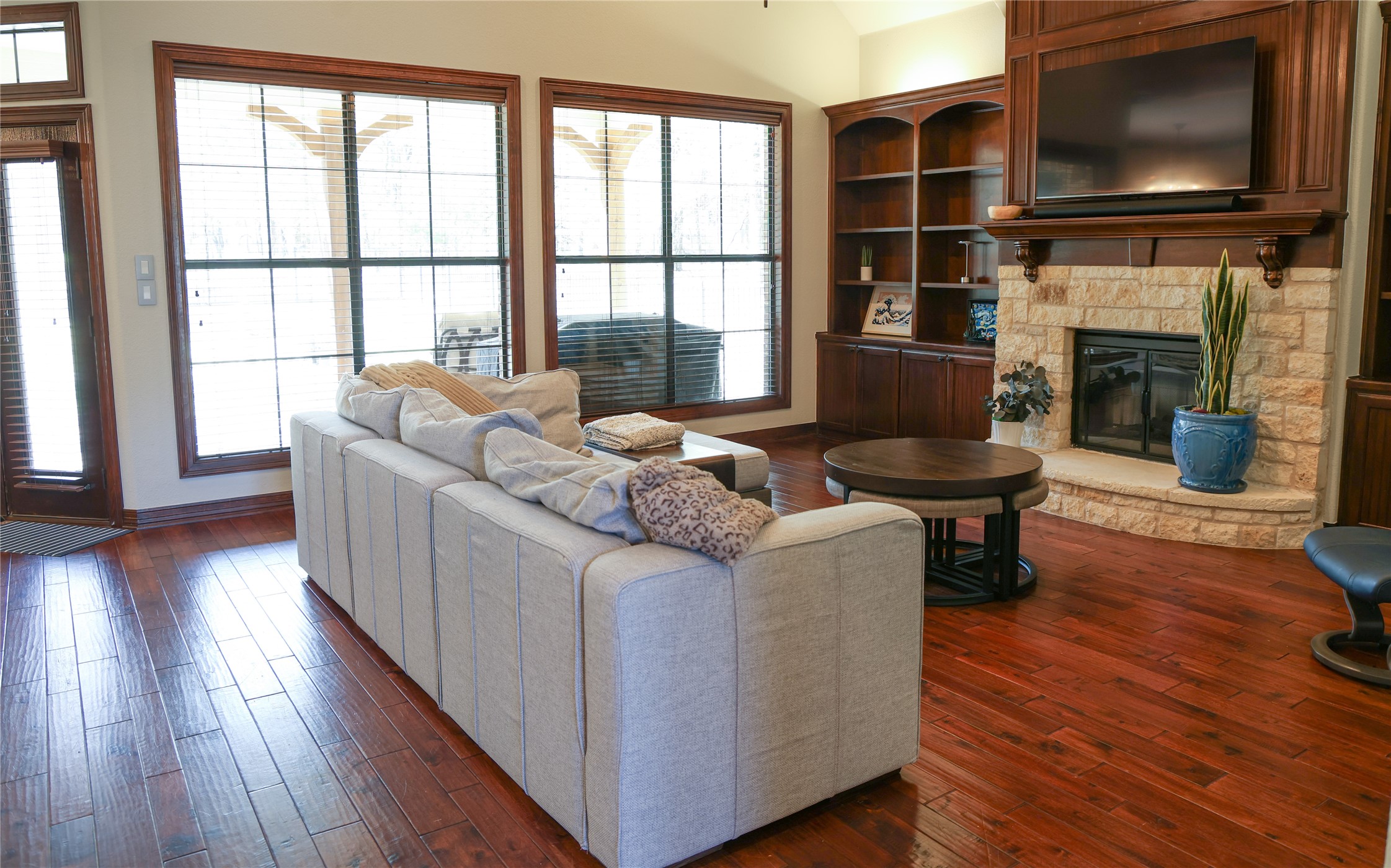 284 Stonewolf Court Gordonville TX 76245