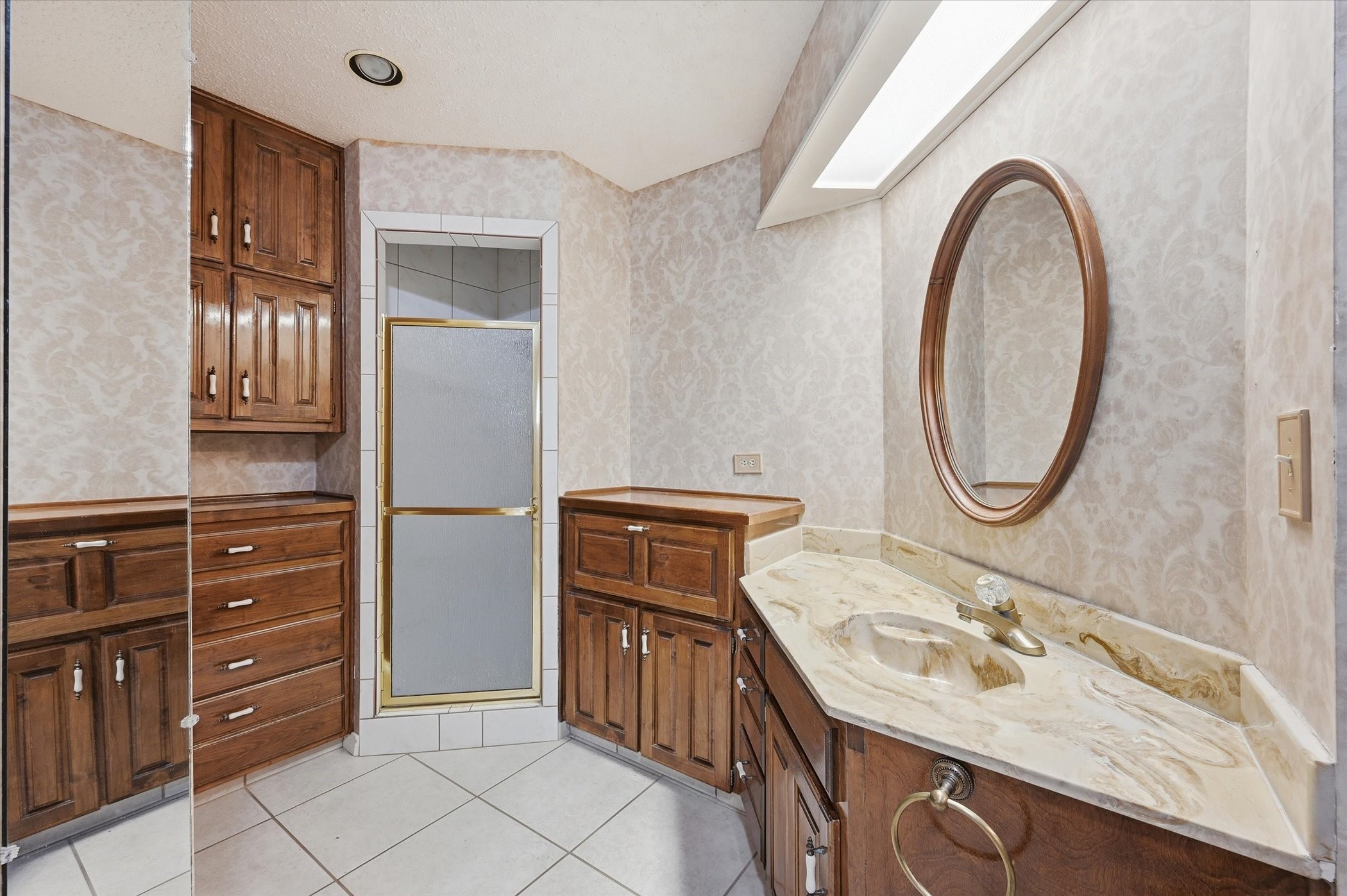 1509 Schumac Lane Bedford TX 76022