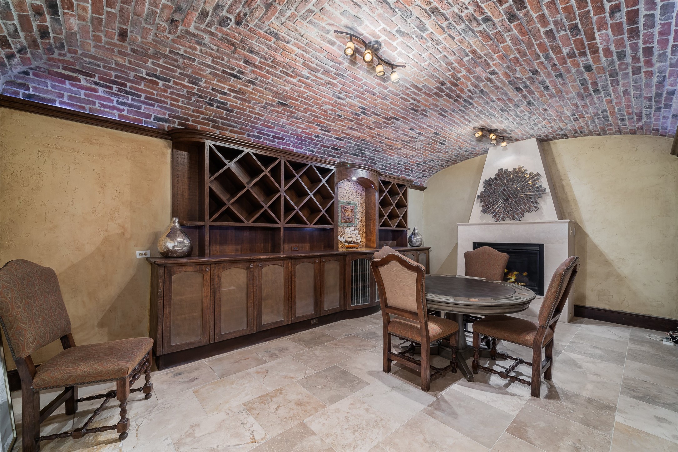 2315 Routh Street Dallas TX 75201