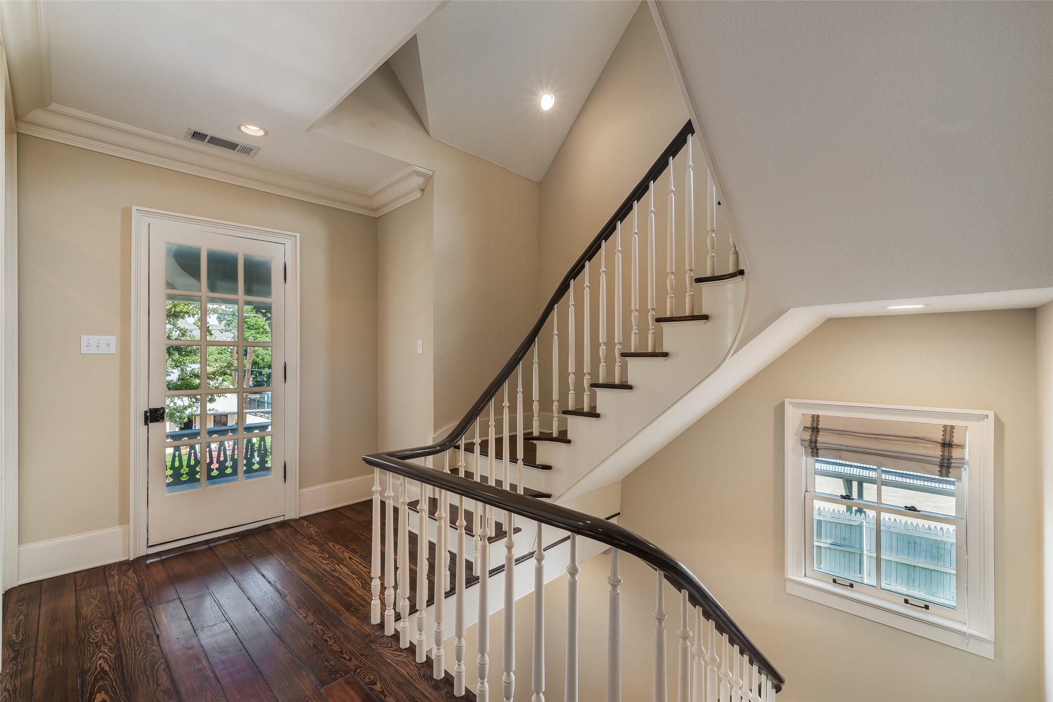 2315 Routh Street Dallas TX 75201