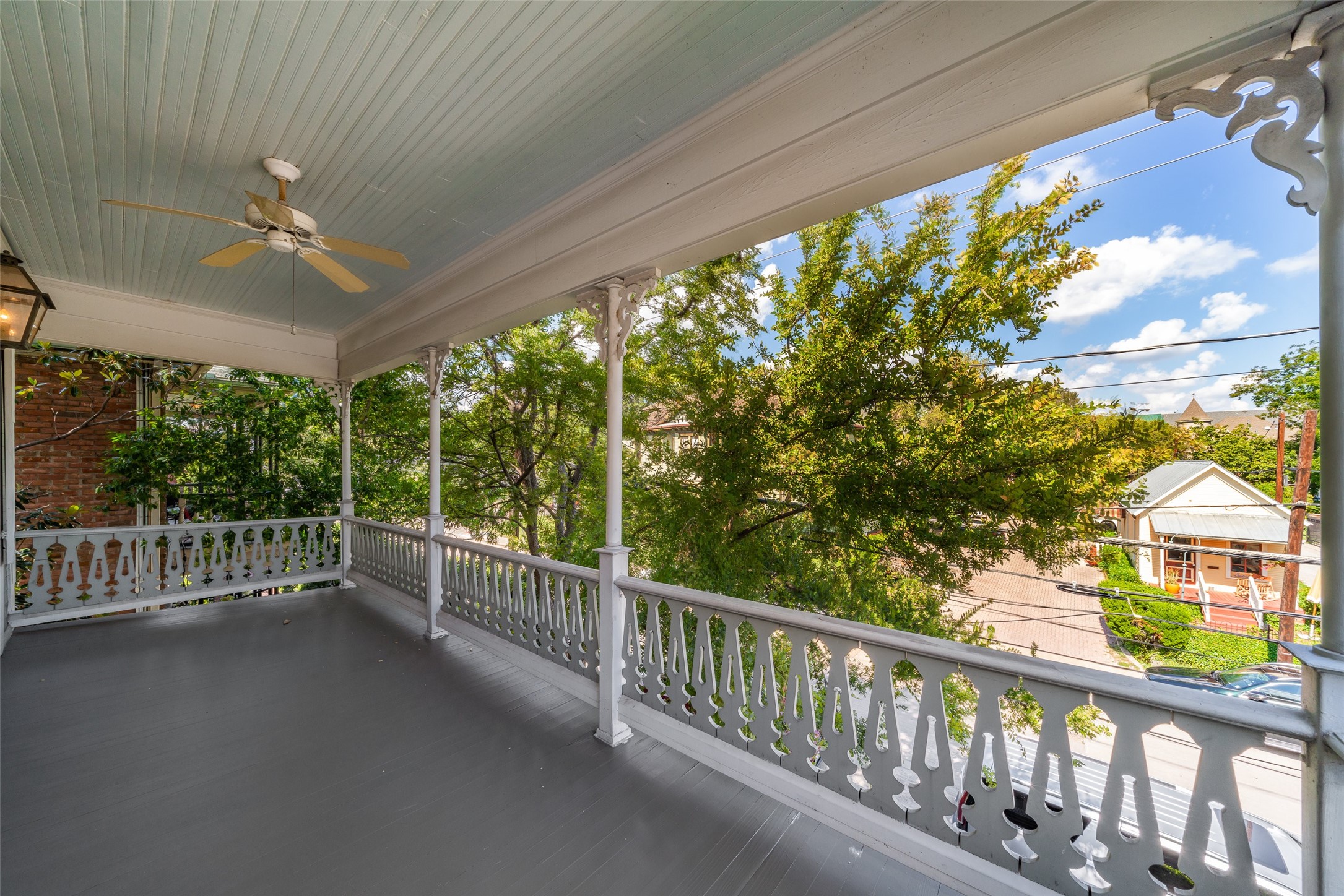 2315 Routh Street Dallas TX 75201