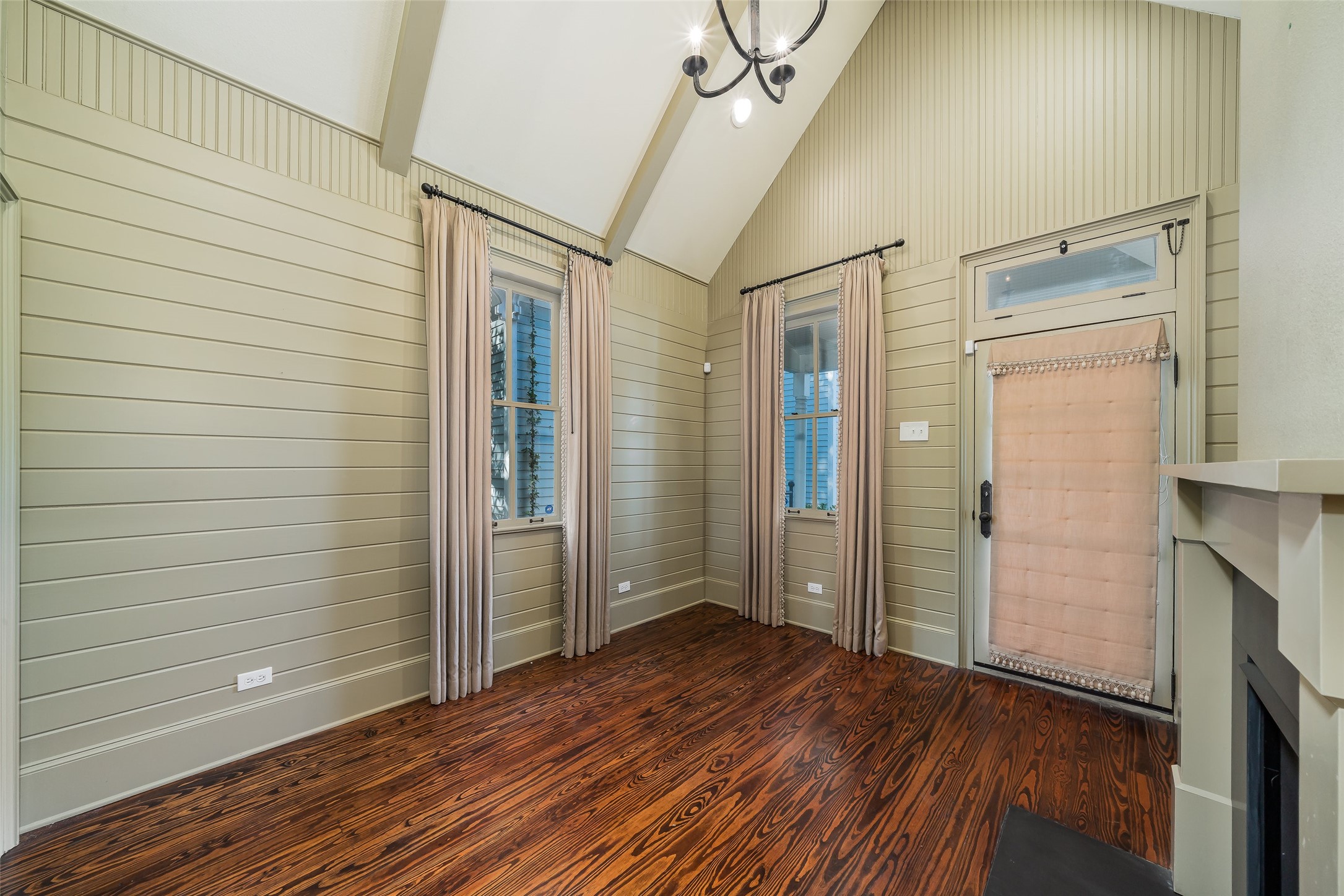 2315 Routh Street Dallas TX 75201