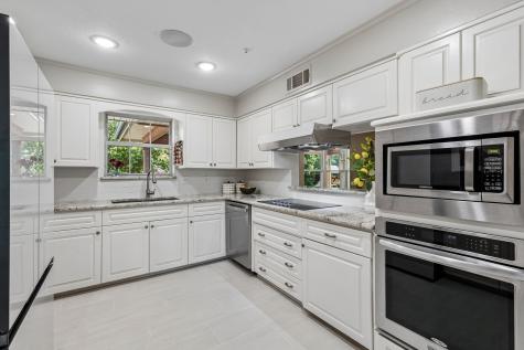 7519 Larchview Drive Dallas TX 75254