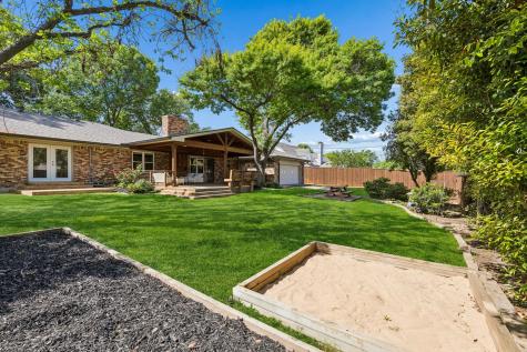 7519 Larchview Drive Dallas TX 75254