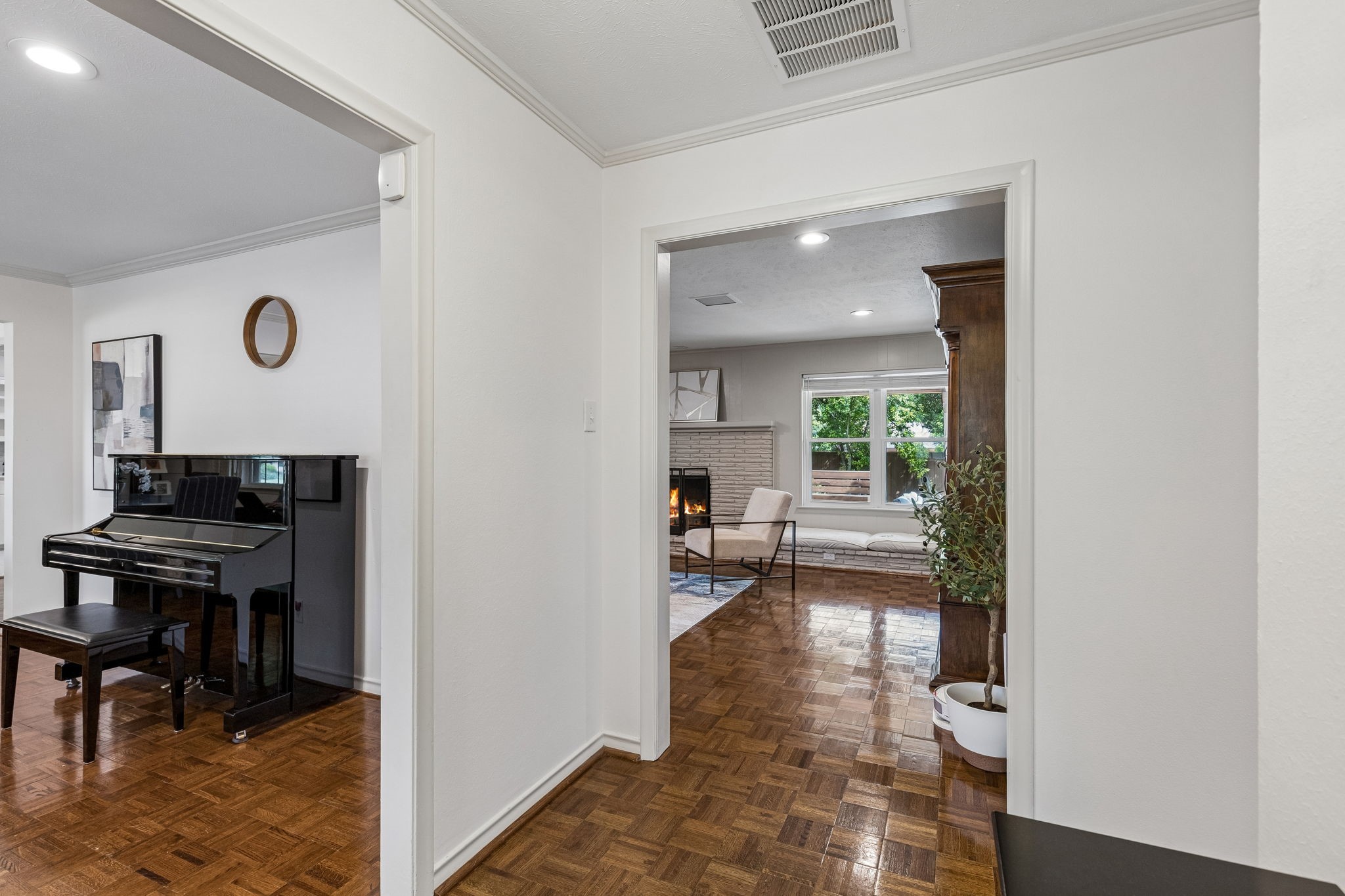 7519 Larchview Drive Dallas TX 75254