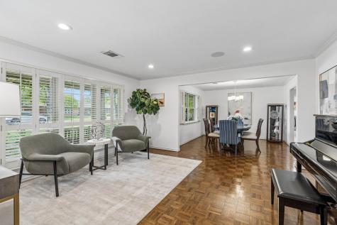 7519 Larchview Drive Dallas TX 75254
