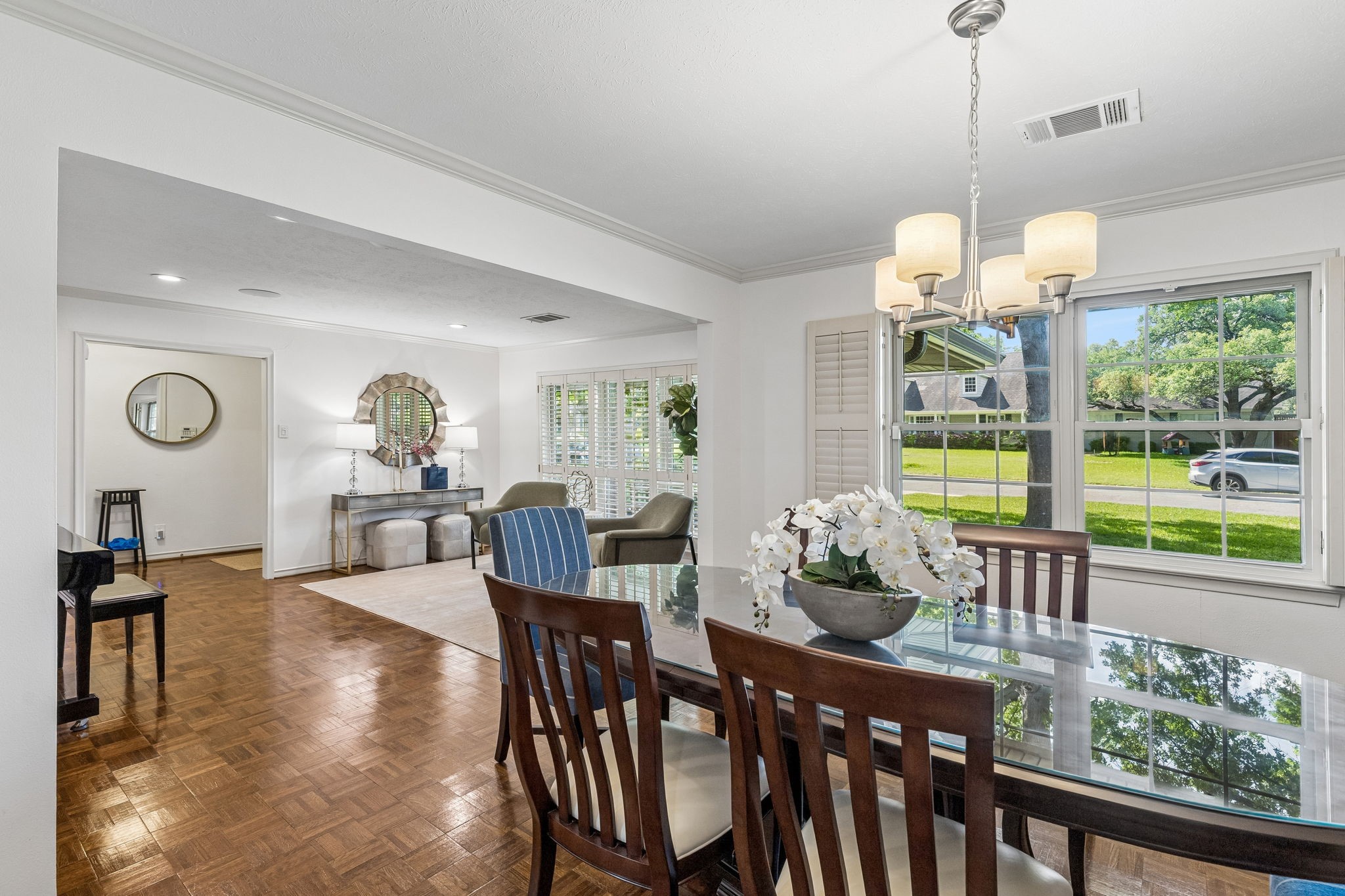 7519 Larchview Drive Dallas TX 75254