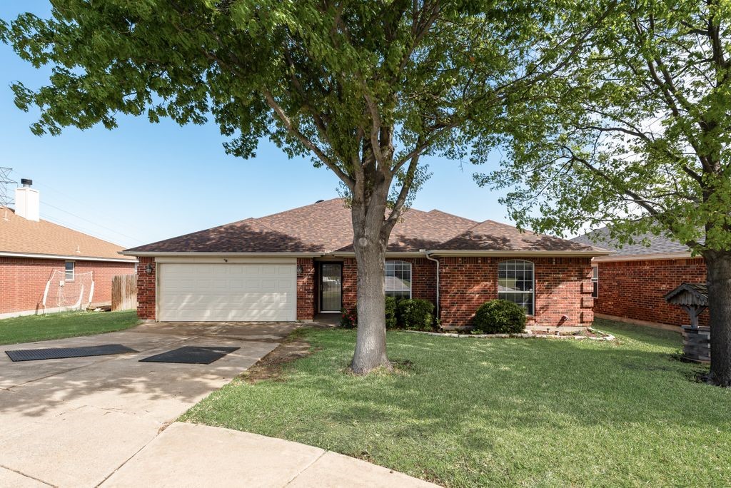 9320 Rhea Court White Settlement TX 76108