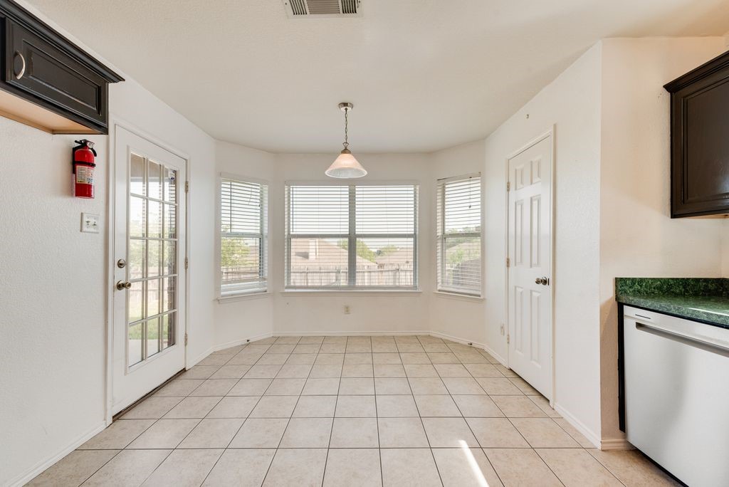 9320 Rhea Court White Settlement TX 76108