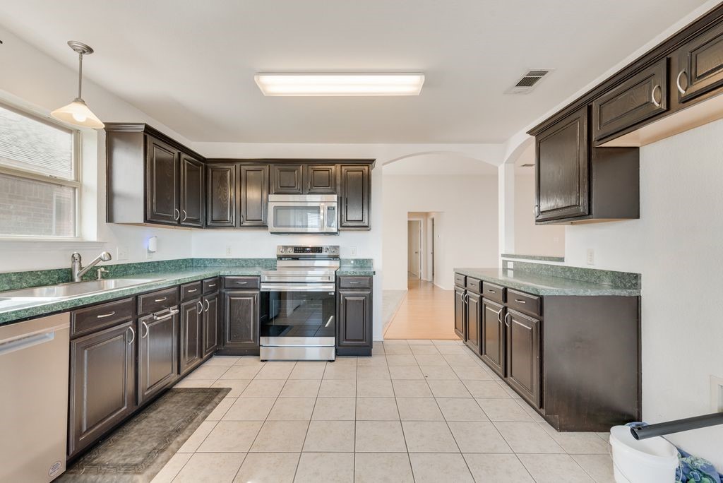 9320 Rhea Court White Settlement TX 76108