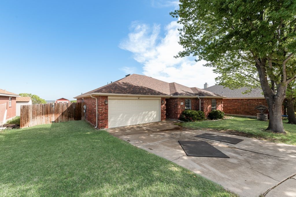 9320 Rhea Court White Settlement TX 76108