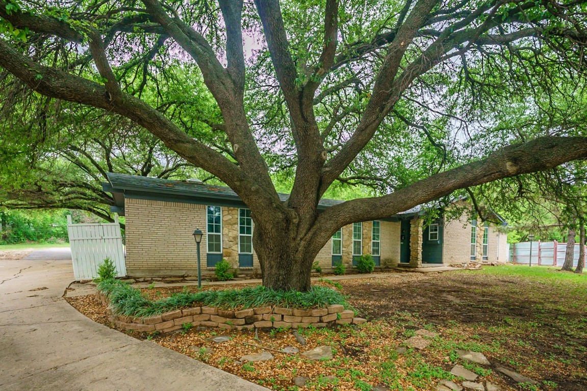 3158 Chamness Court Haltom City TX 76117