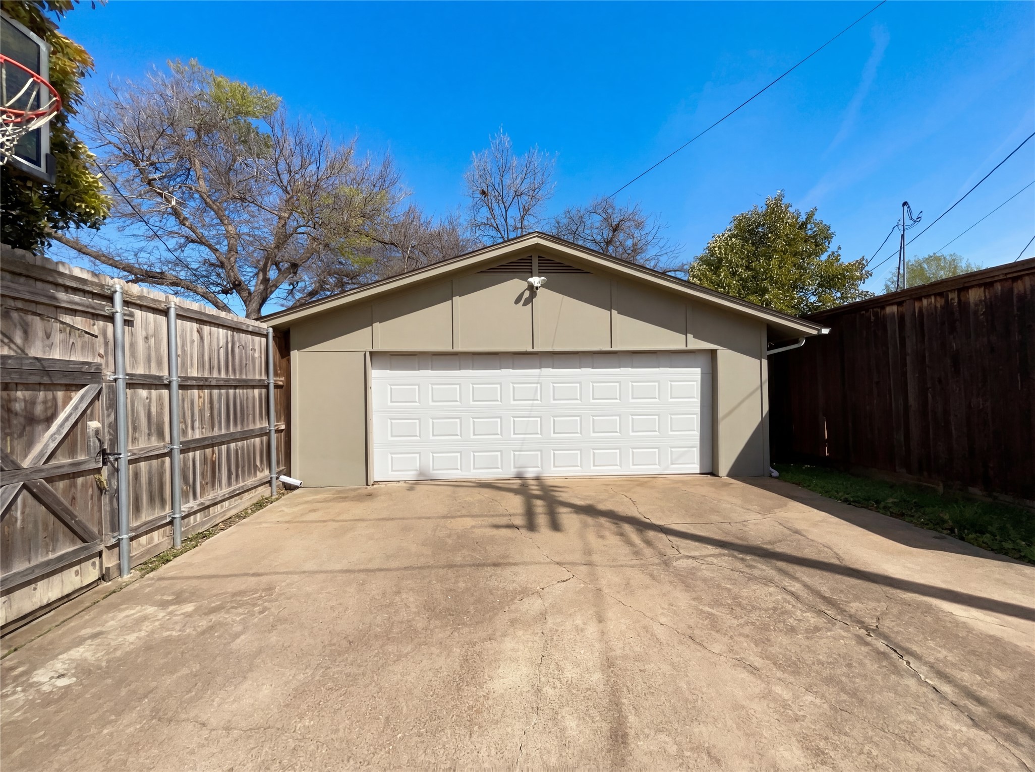 4106 Walnut Hill Lane Dallas TX 75229