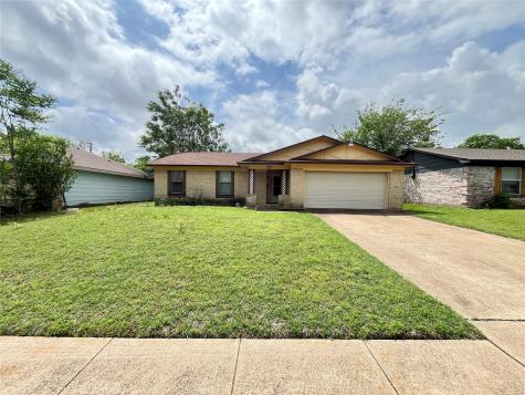 858 Lexington Drive Lancaster TX 75134