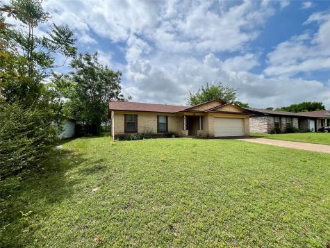 858 Lexington Drive Lancaster TX 75134