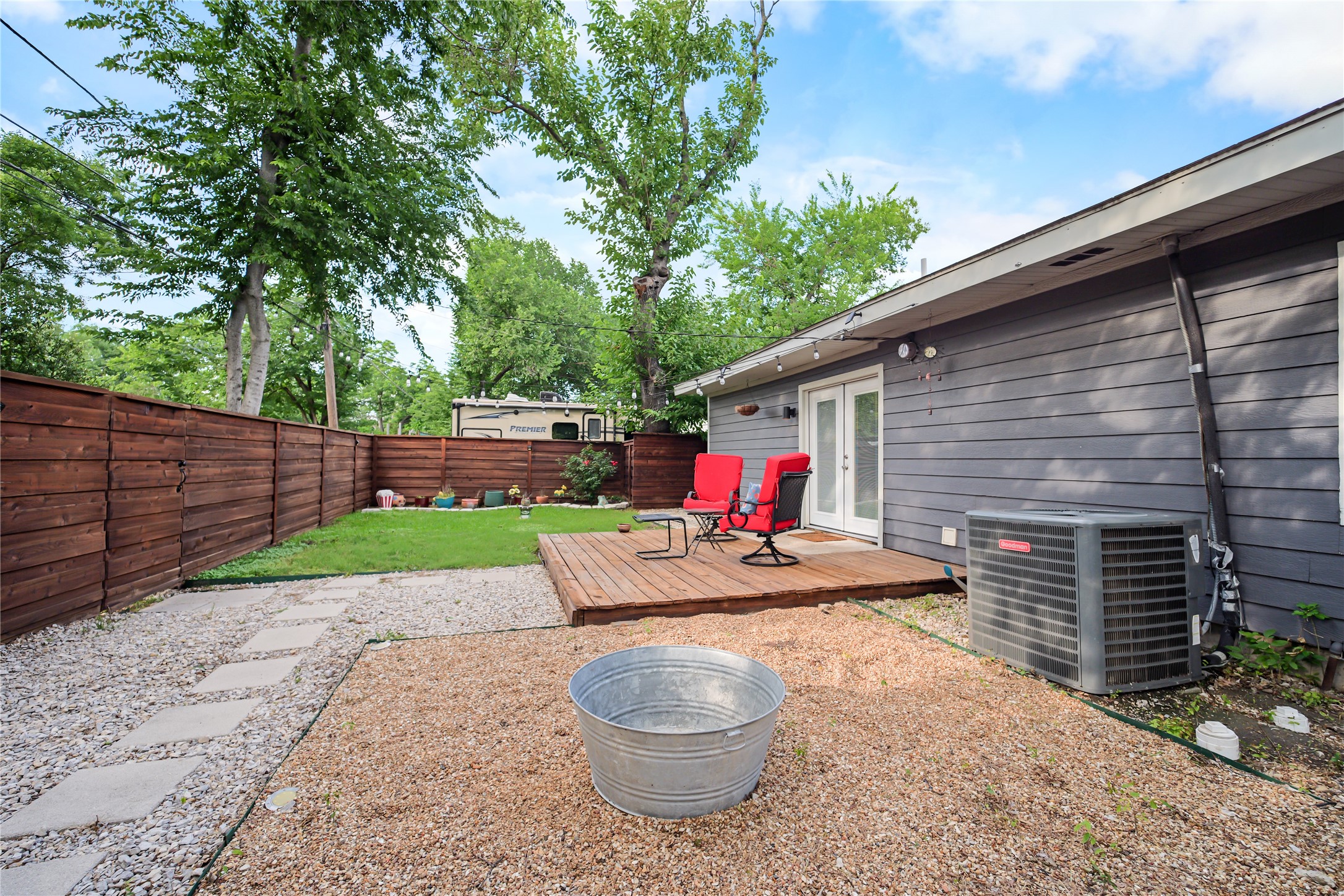 10447 Sylvia Drive Dallas TX 75228