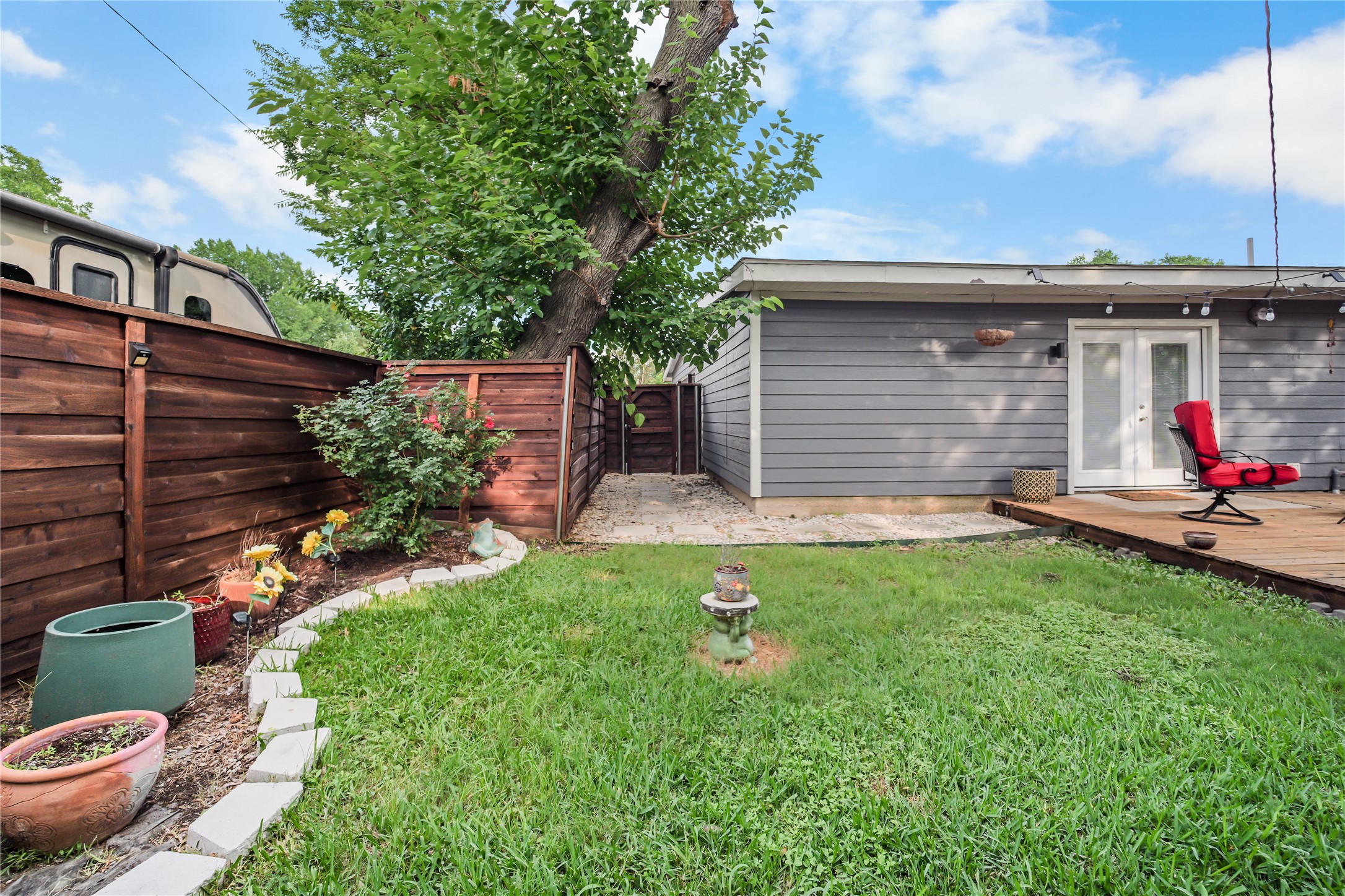 10447 Sylvia Drive Dallas TX 75228