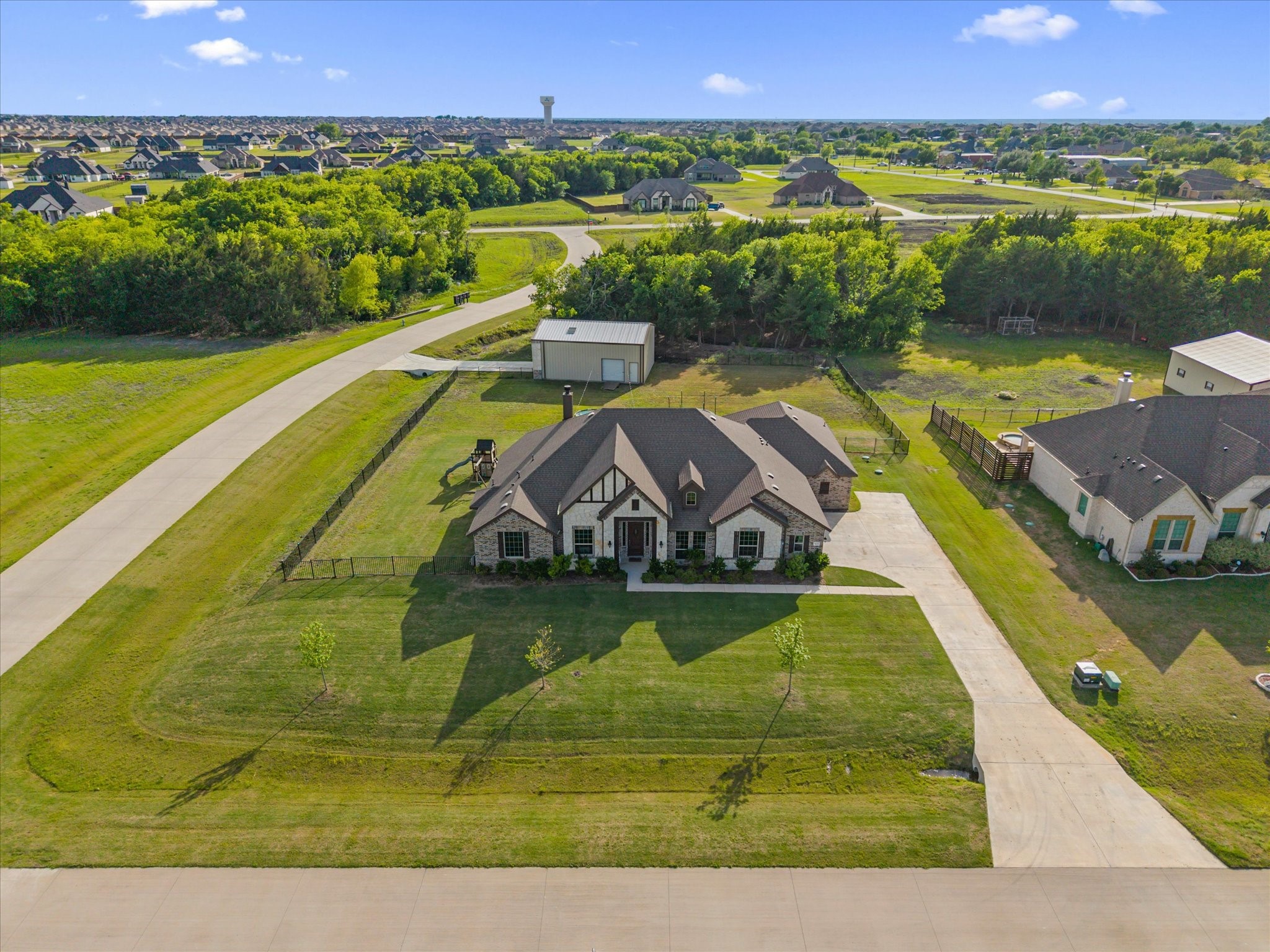 1600 Lynx Loop Forney TX 75126