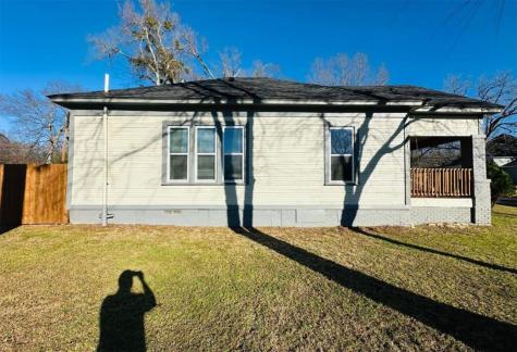 1408 E Houston Street Tyler TX 75702