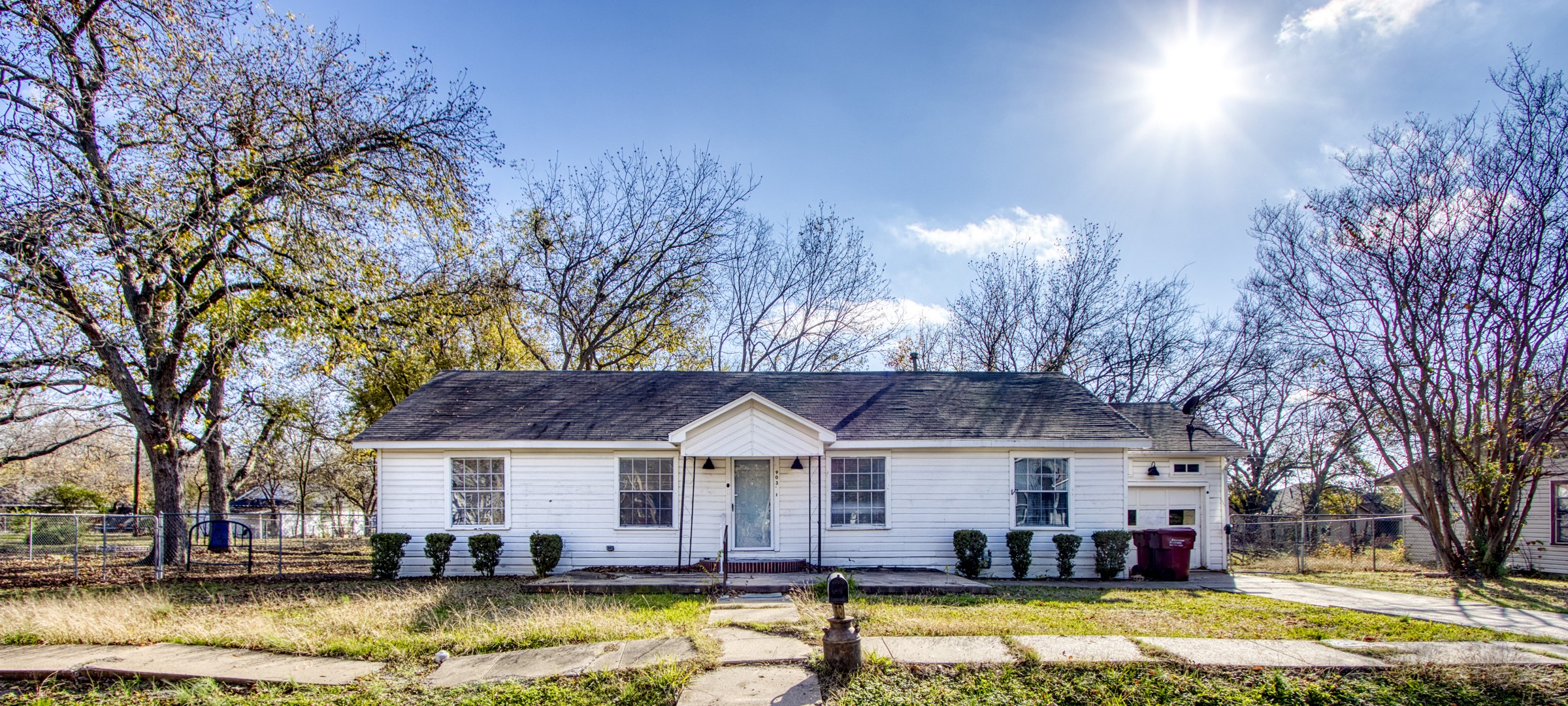 903 W 8th Street Bonham TX 75418