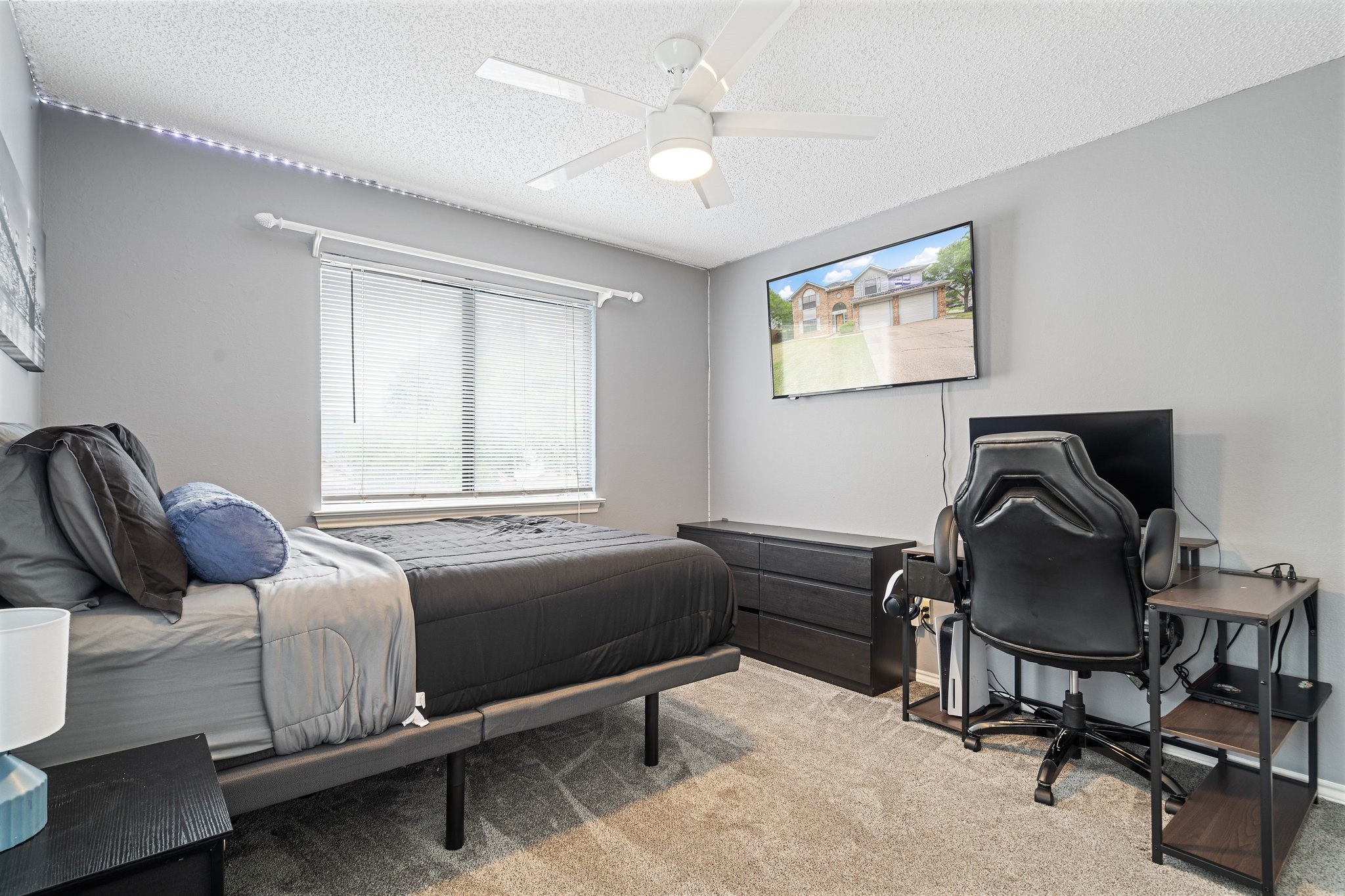 303 Hopewell Street Grand Prairie TX 75052