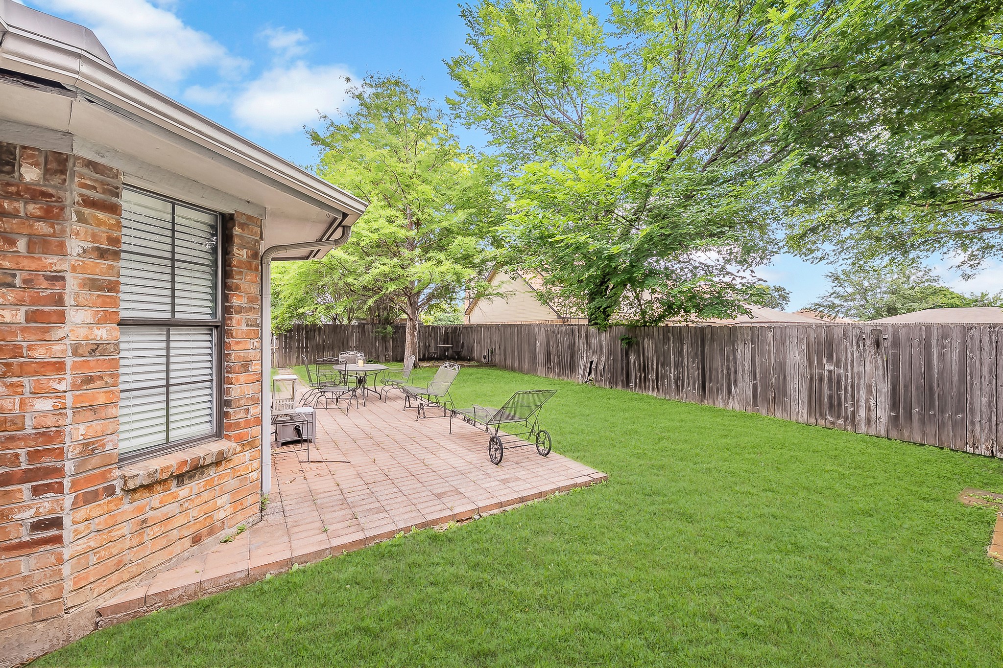 536 N Briery Road Irving TX 75061
