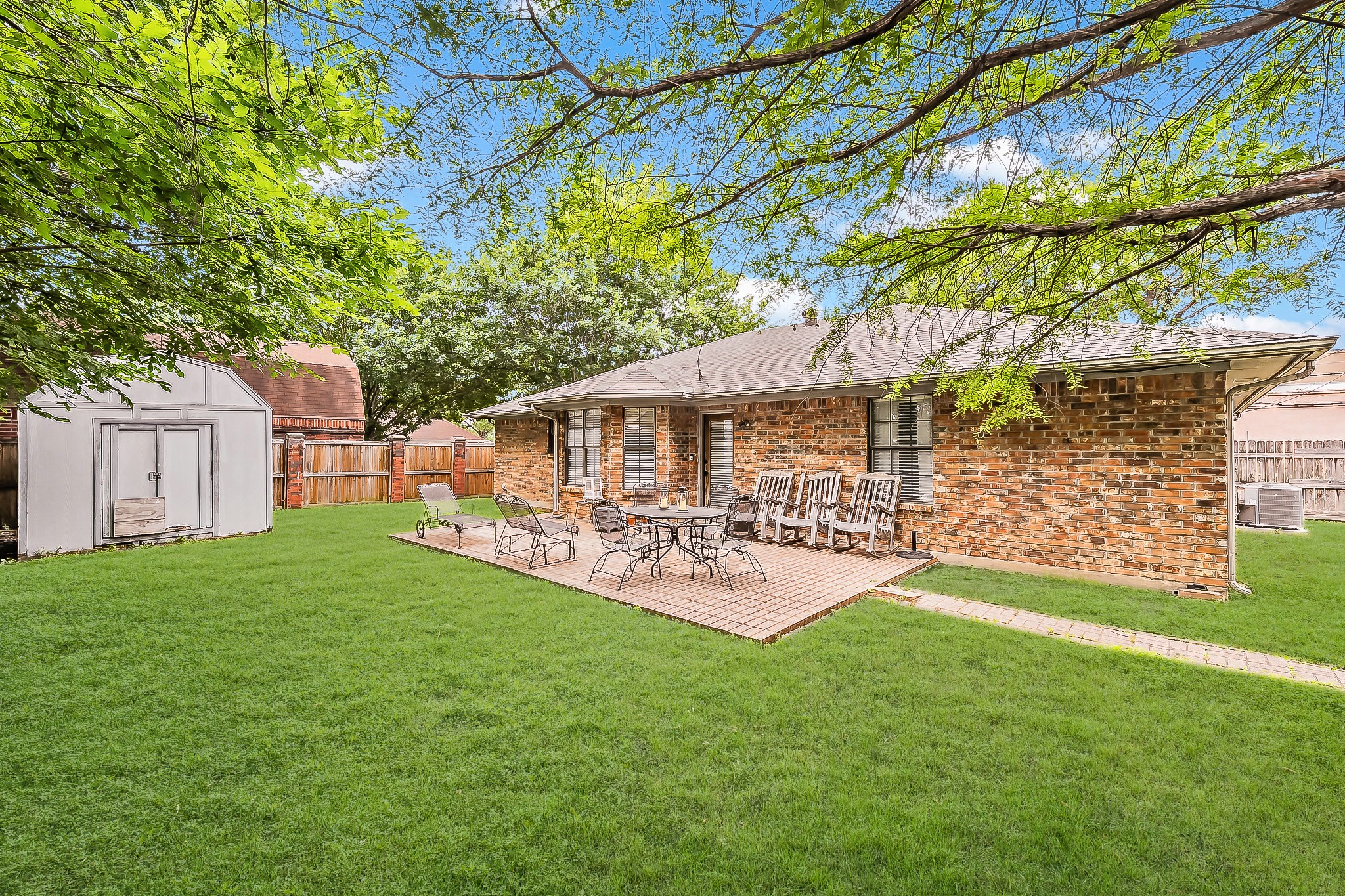 536 N Briery Road Irving TX 75061
