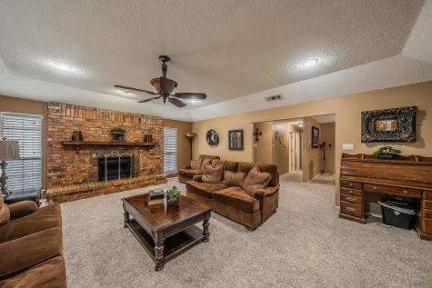 536 N Briery Road Irving TX 75061
